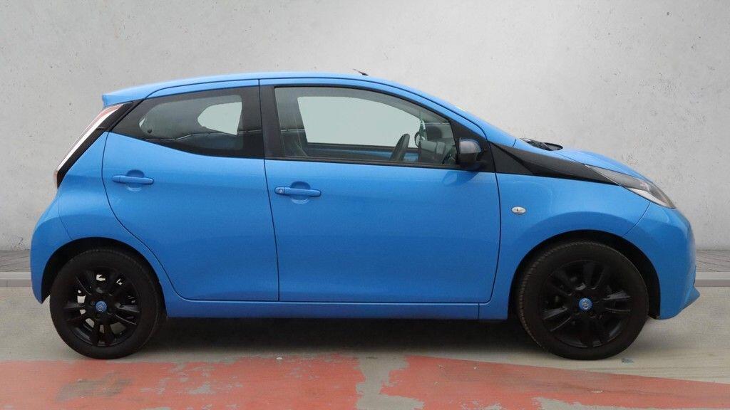 Toyota Aygo - Image 6