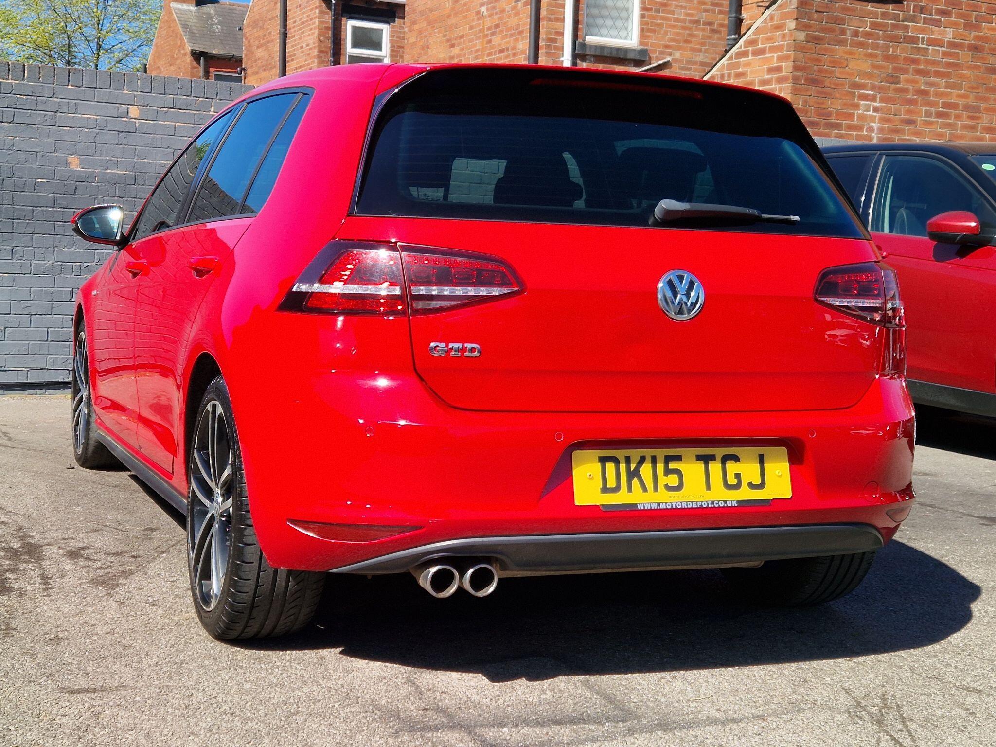 Volkswagen Golf - Image 23