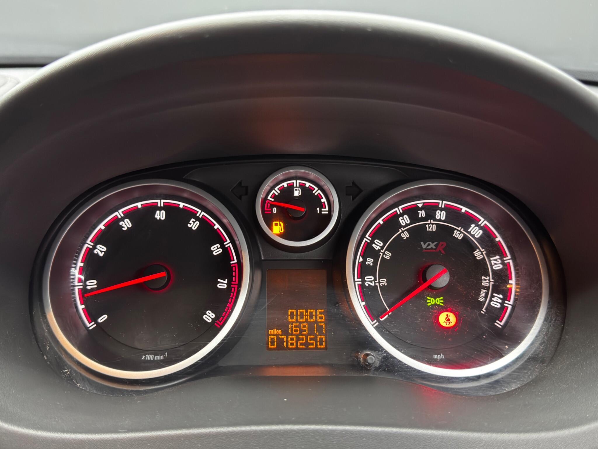 Vauxhall Corsa - Image 21