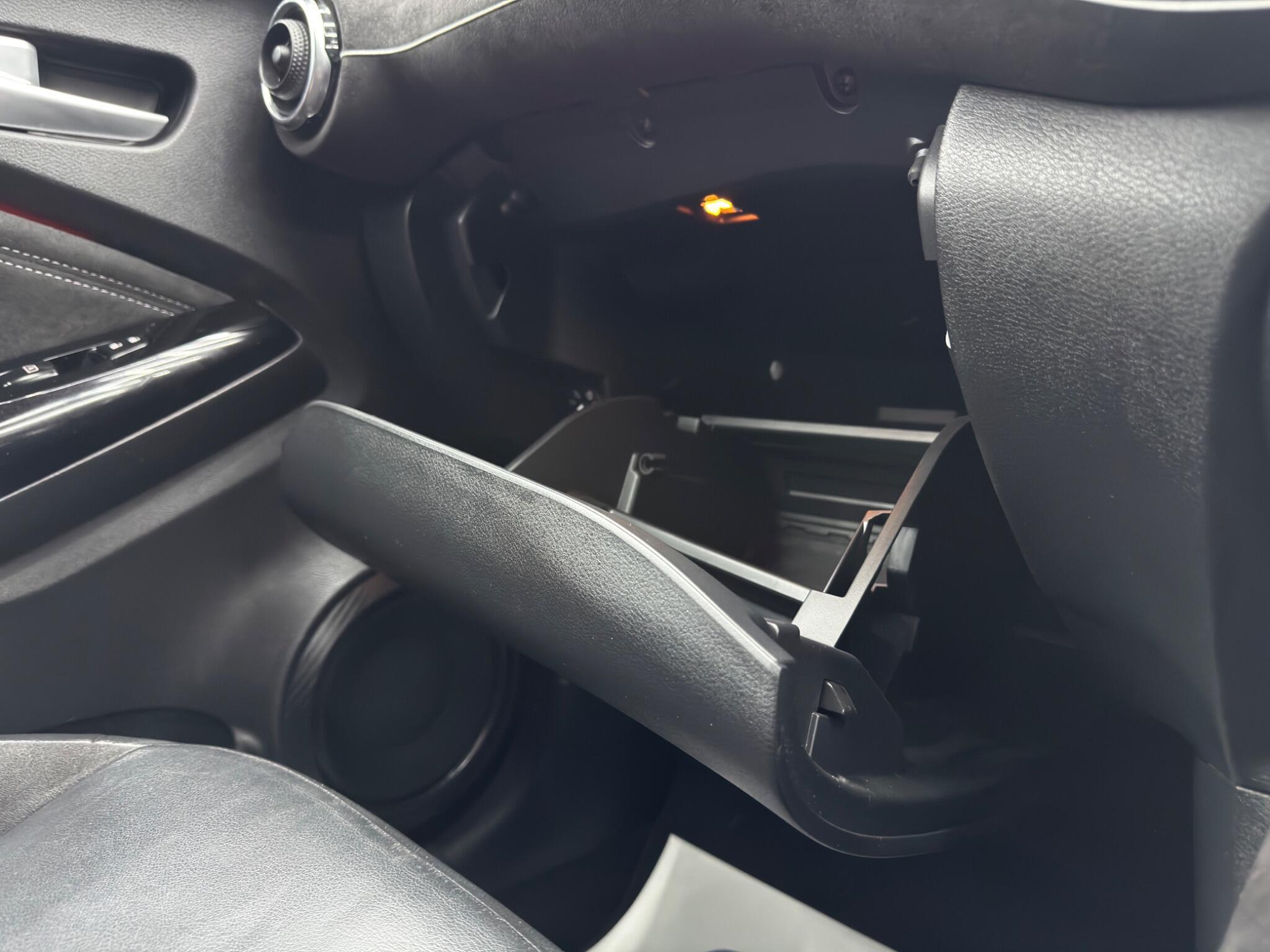 Nissan Juke - Image 33