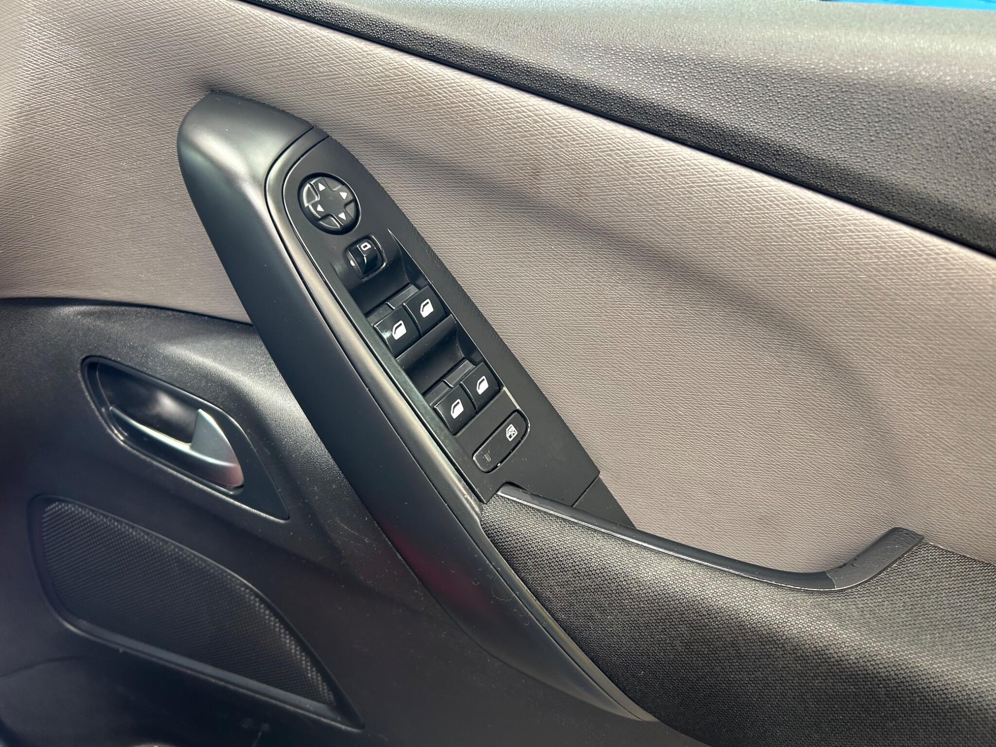 Citroen C4 Picasso - Image 10
