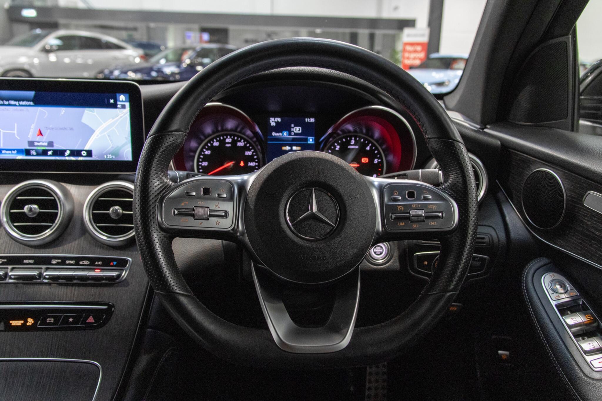 Mercedes GLC - Image 15