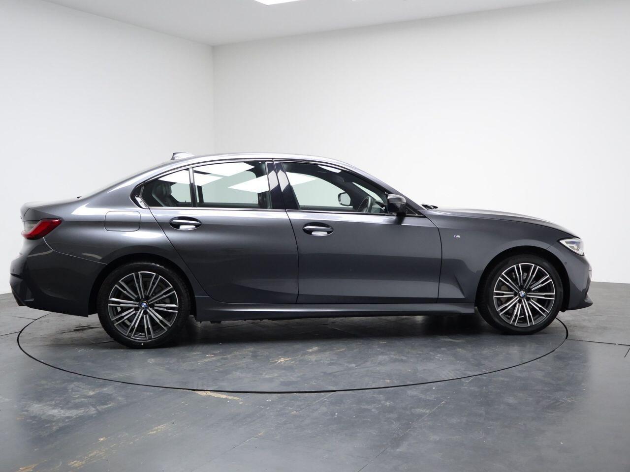 BMW 3 Series - Image 14