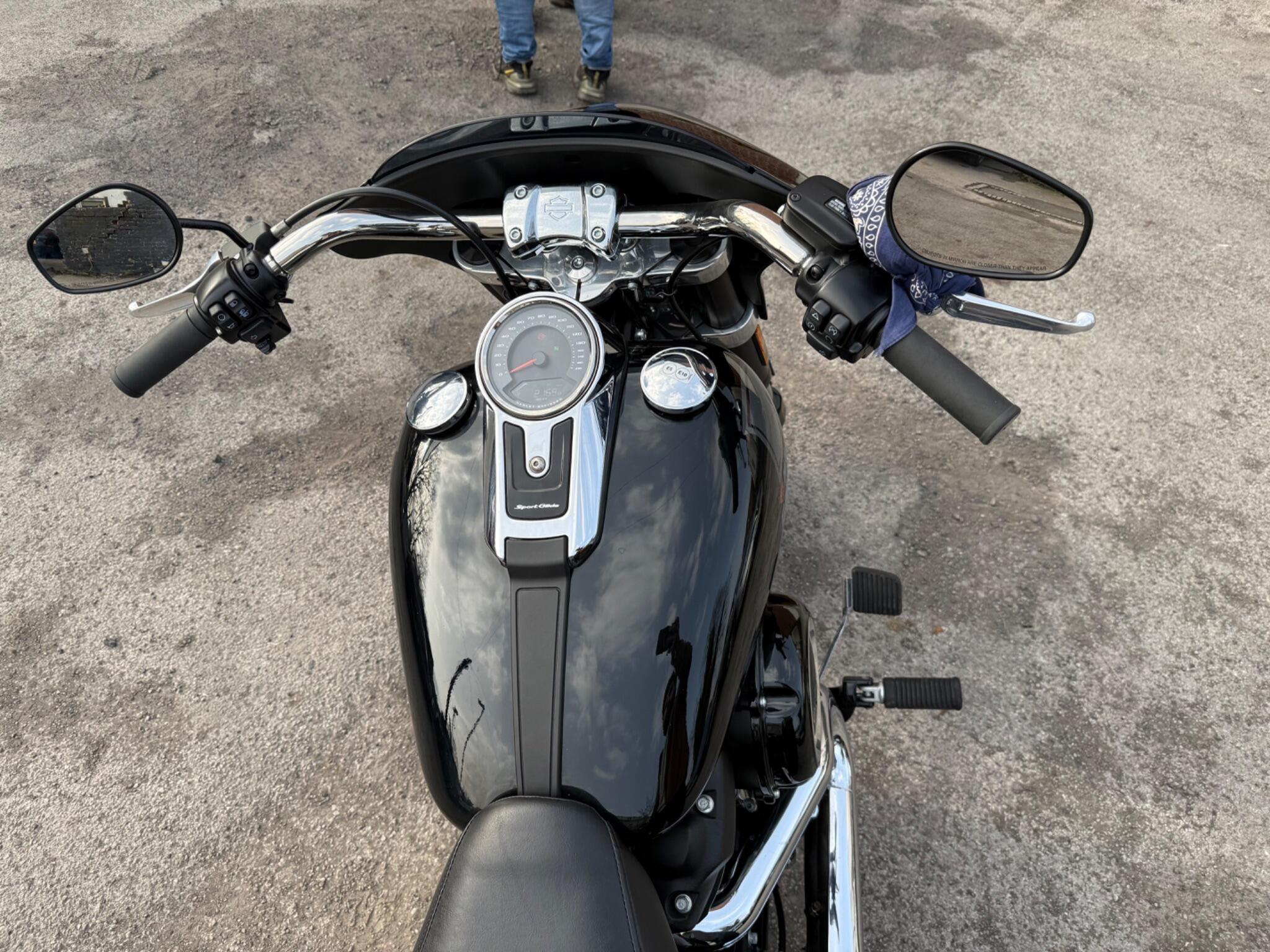 Harley-Davidson Softail - Image 12