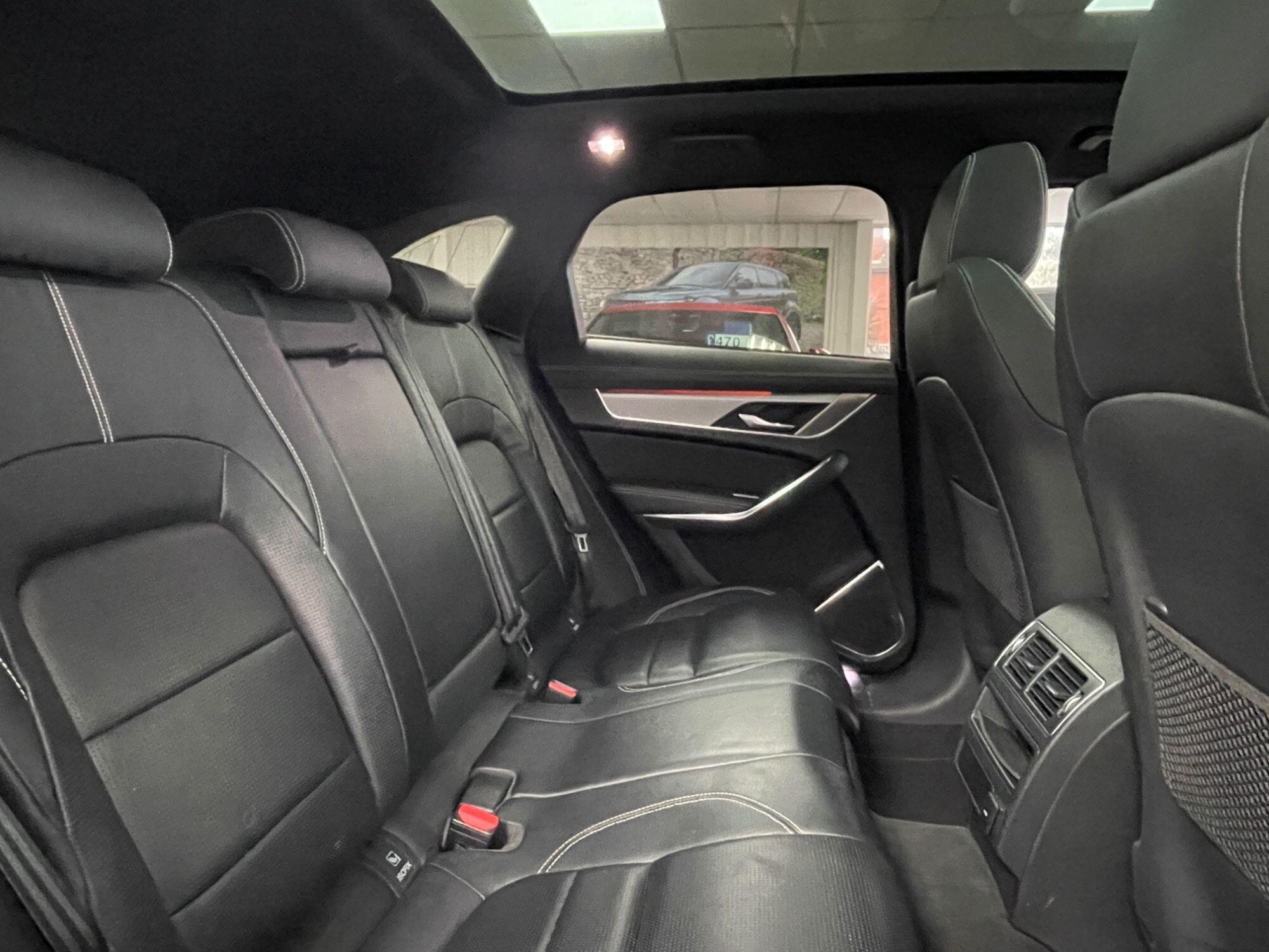 Jaguar F-Pace - Image 29