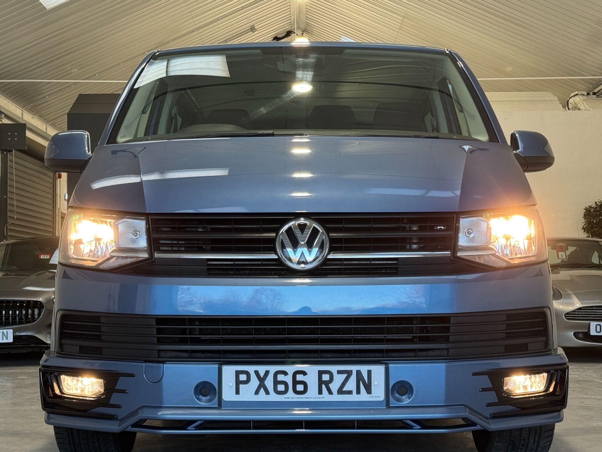 Volkswagen Transporter - Image 31