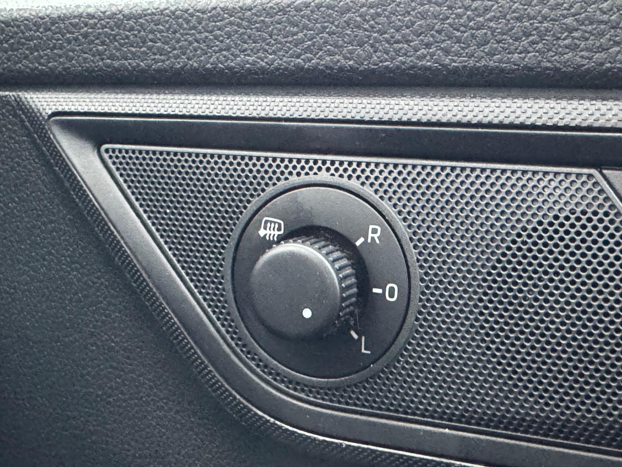 Skoda Fabia - Image 40