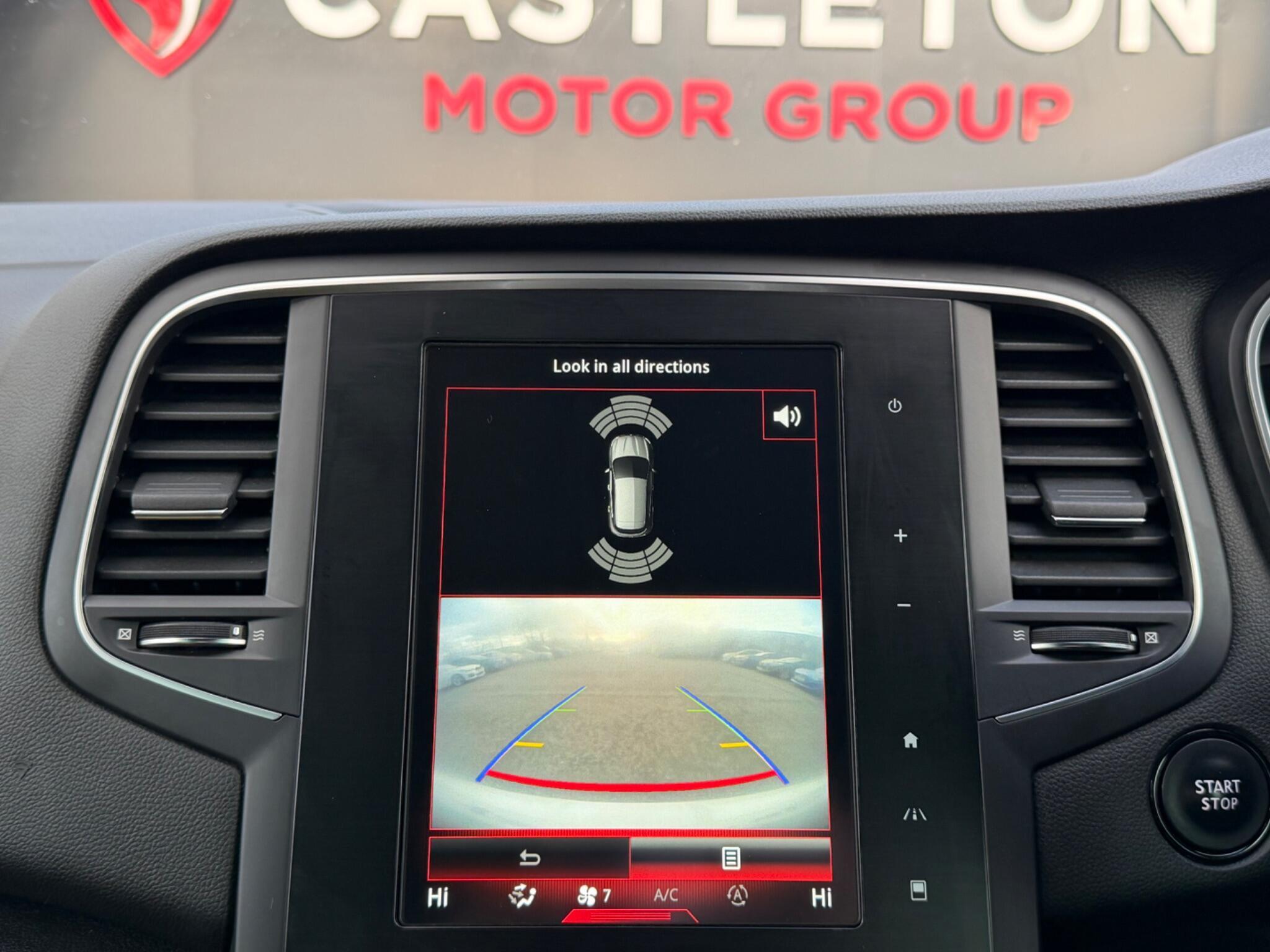 Renault Megane - Image 44