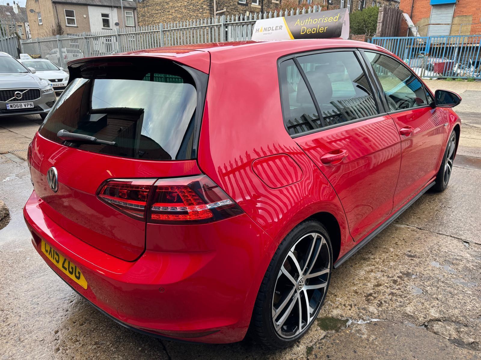 Volkswagen Golf - Image 14