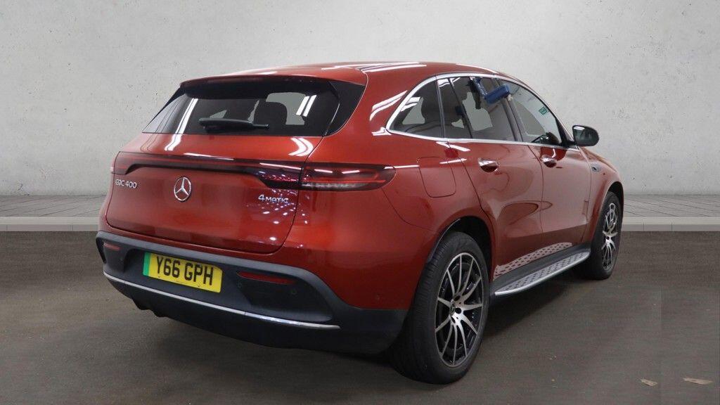 Mercedes Eqc - Image 7