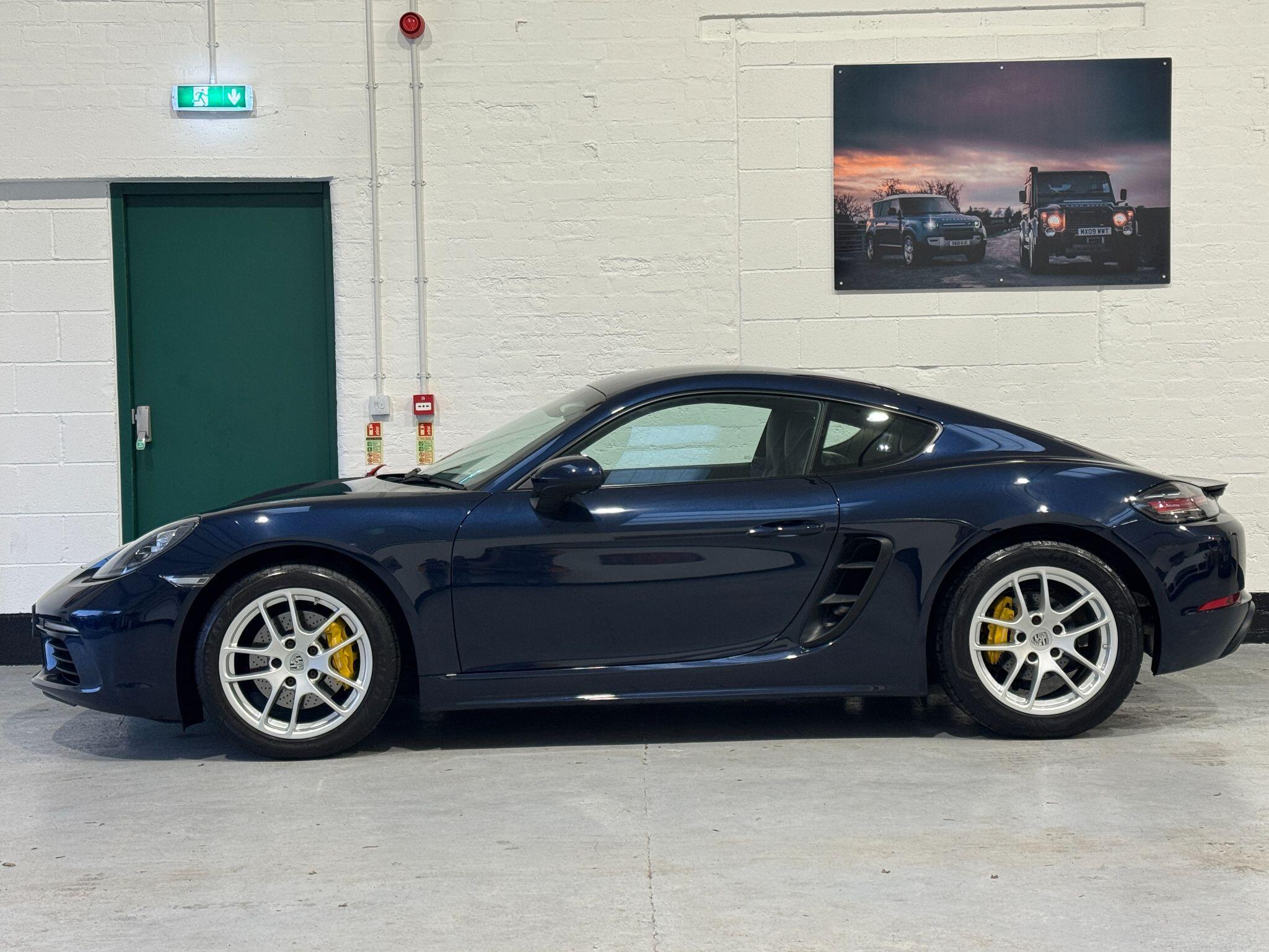 Porsche 718 Cayman - Image 10