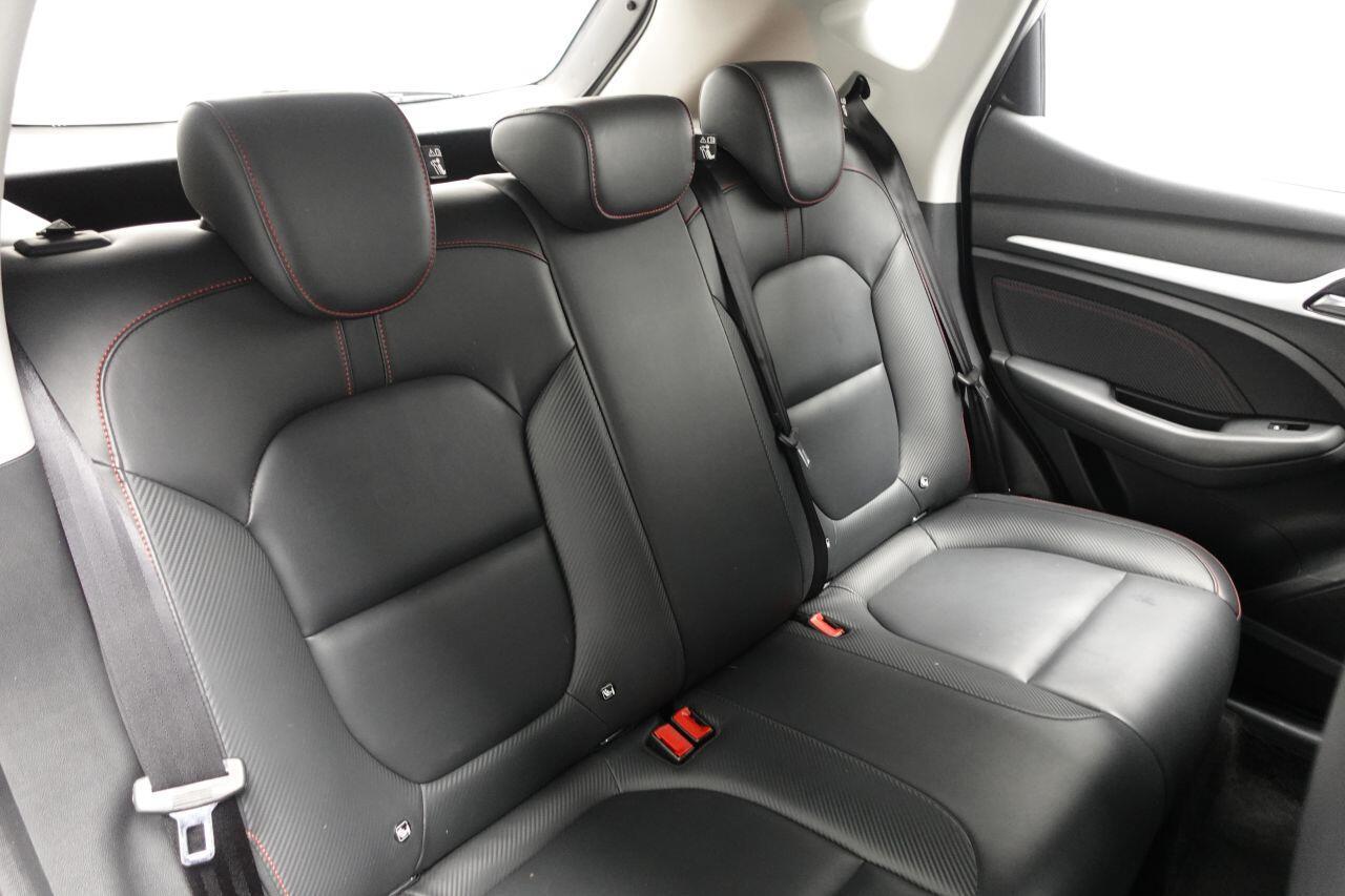 MG MG ZS - Image 18