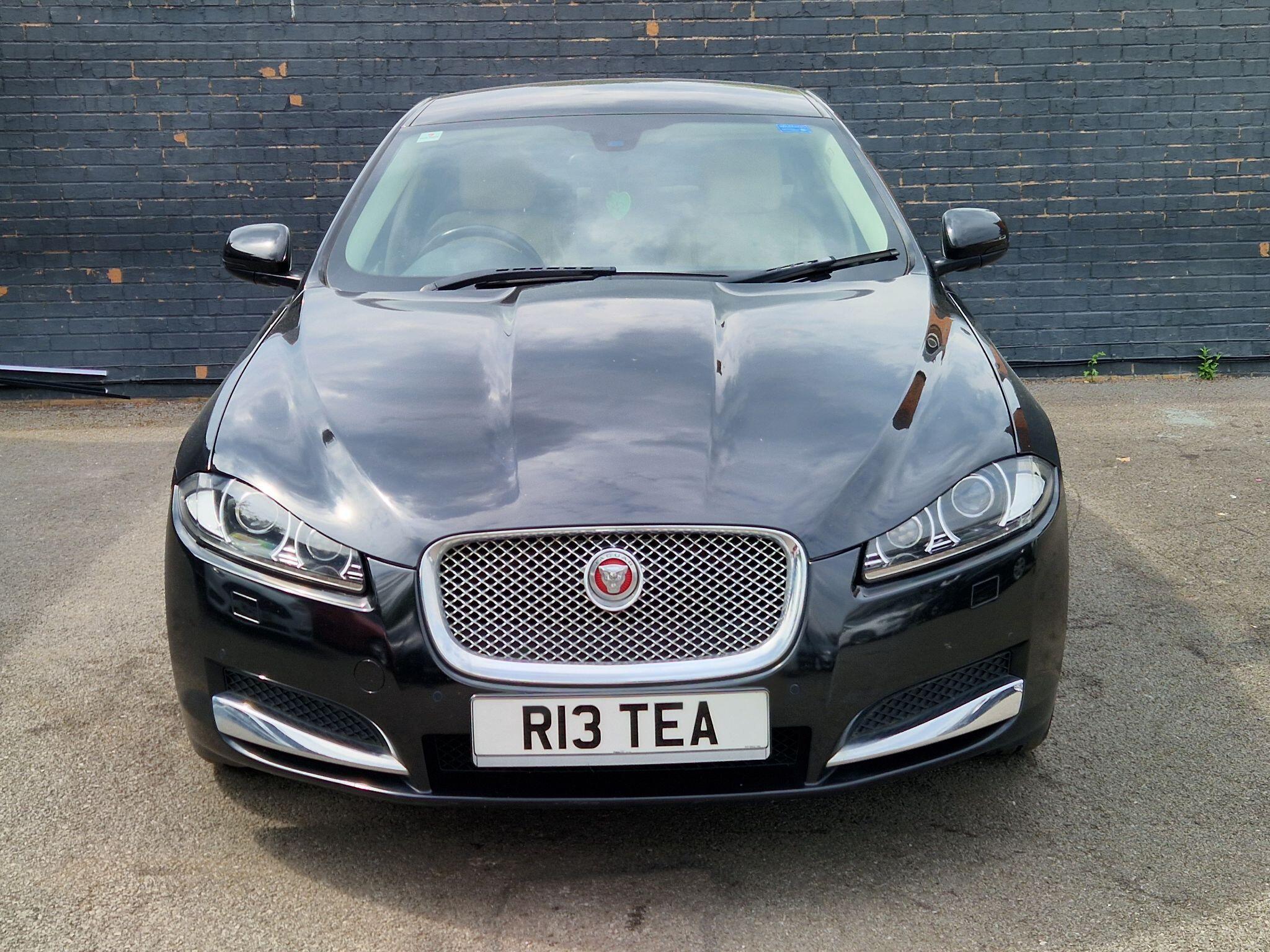 Jaguar XF - Image 4