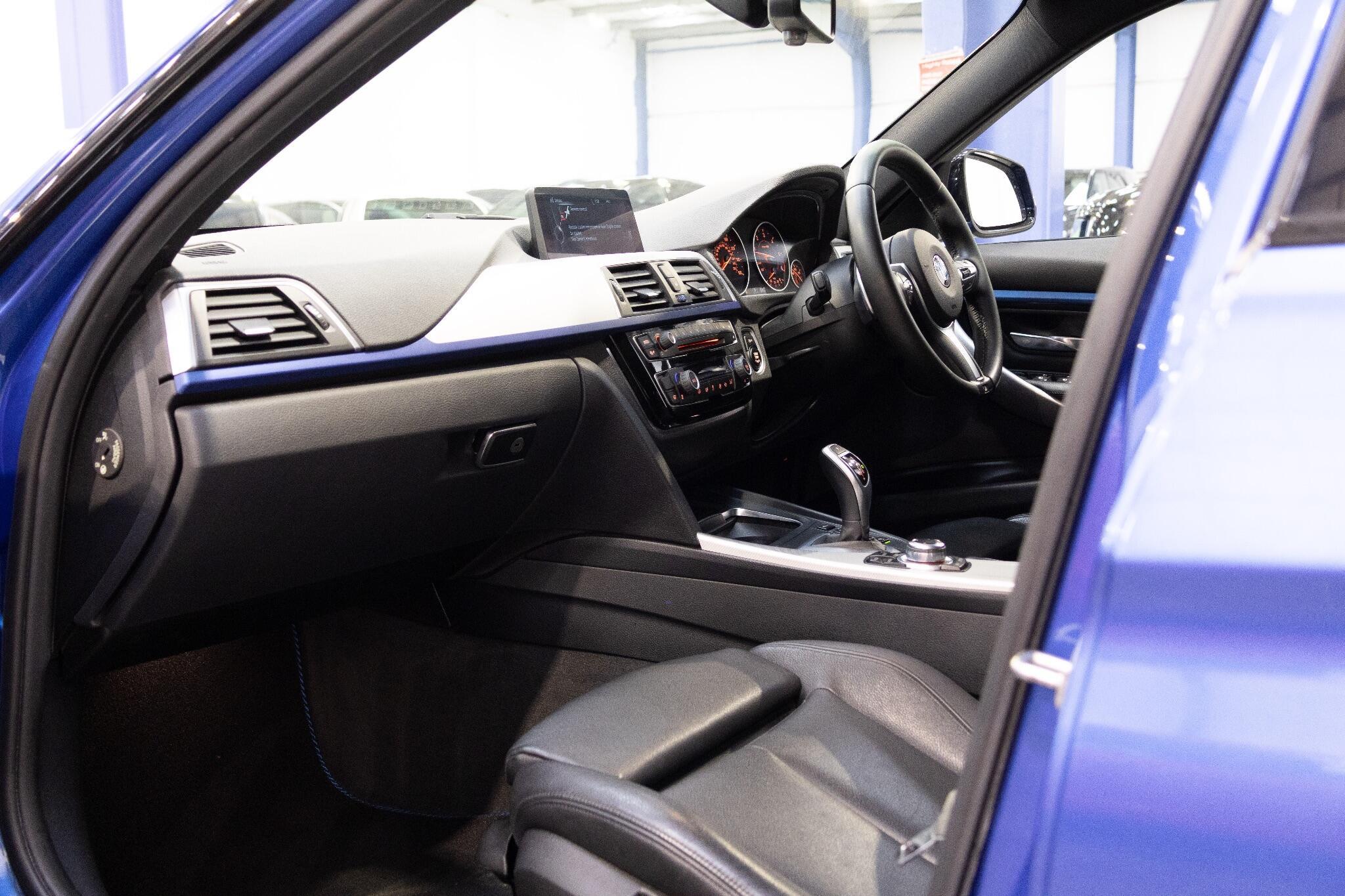 BMW 3 Series - Image 17