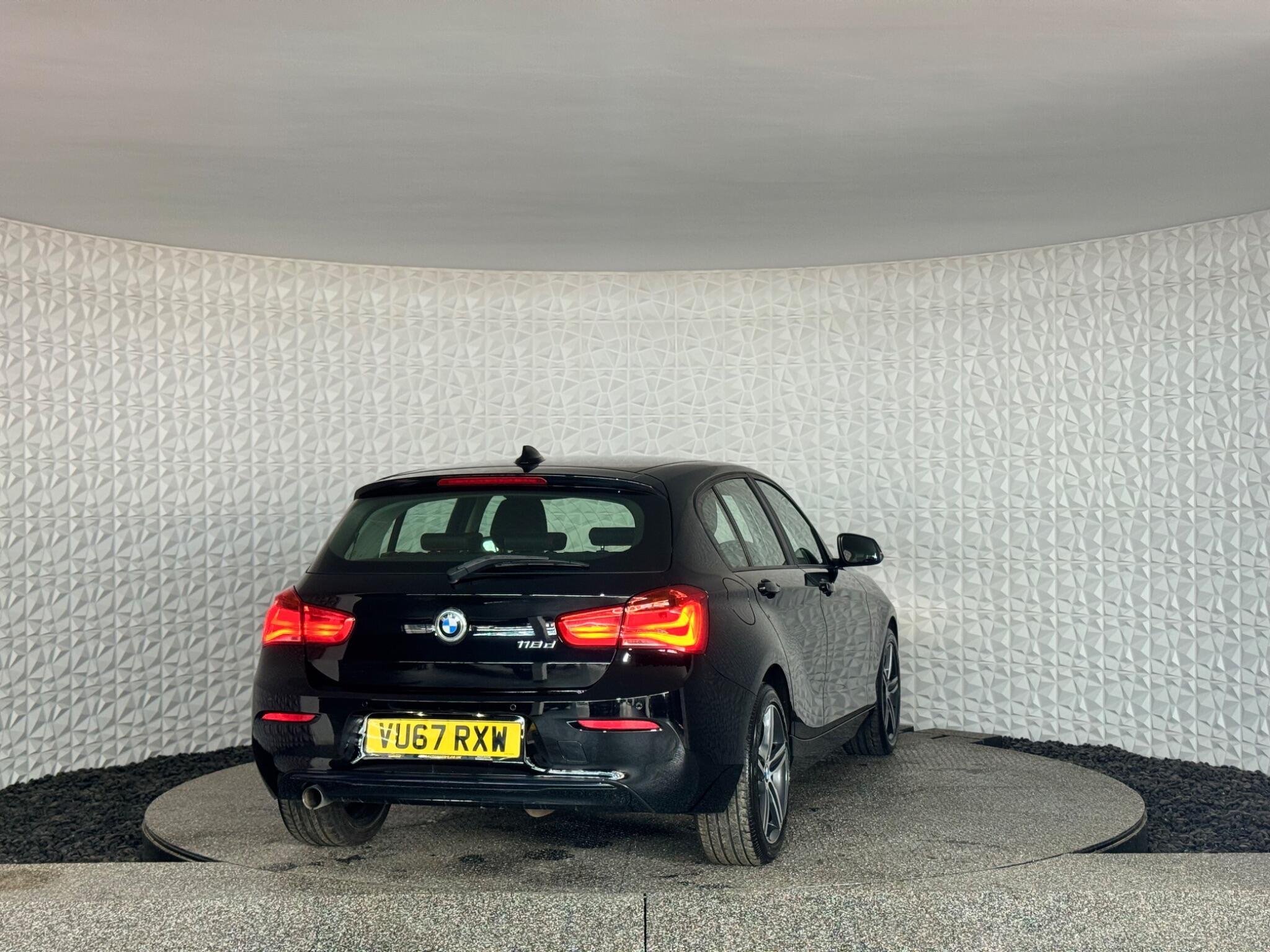 BMW 1 Series - Image 12