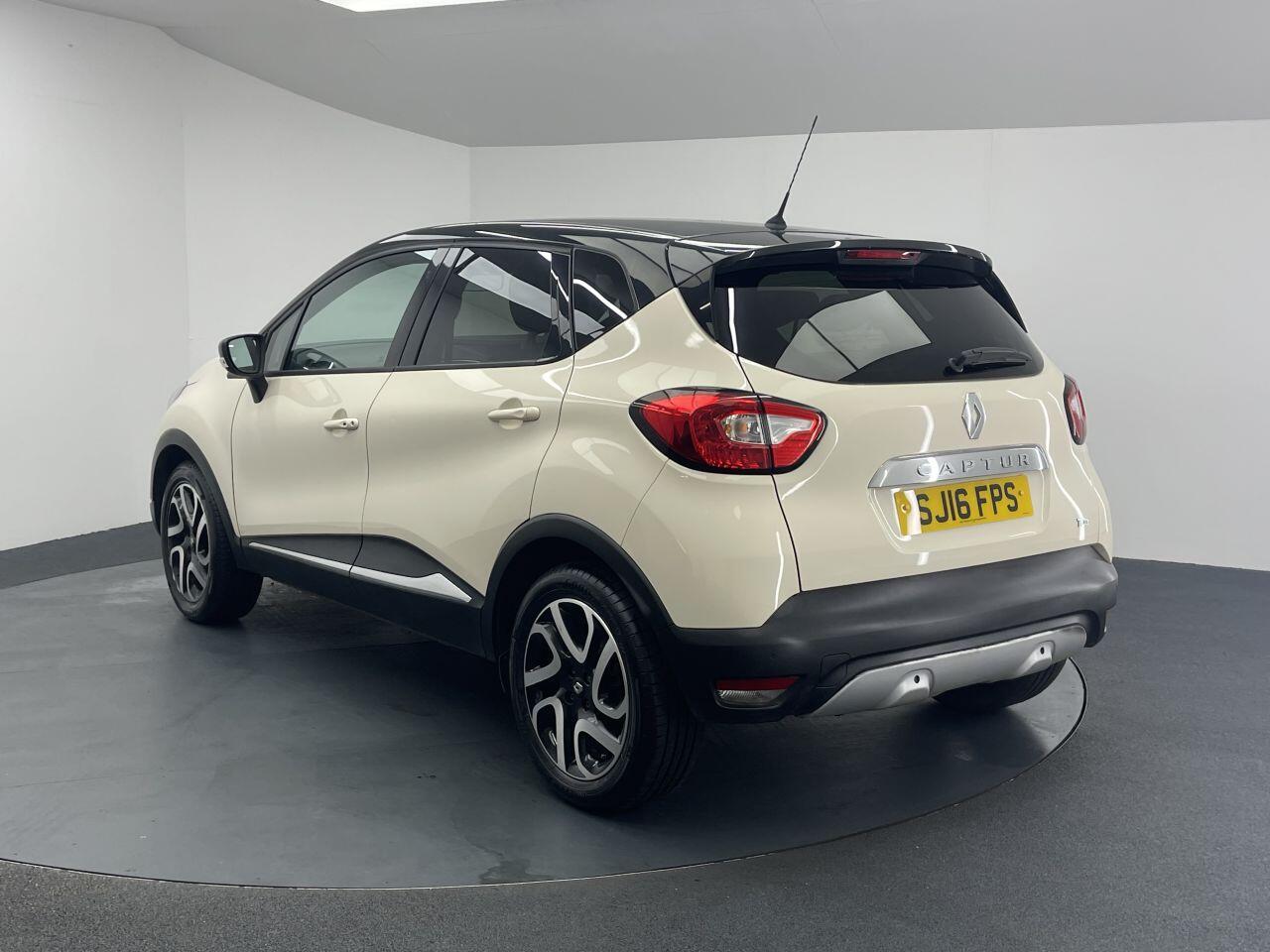 Renault Captur - Image 14