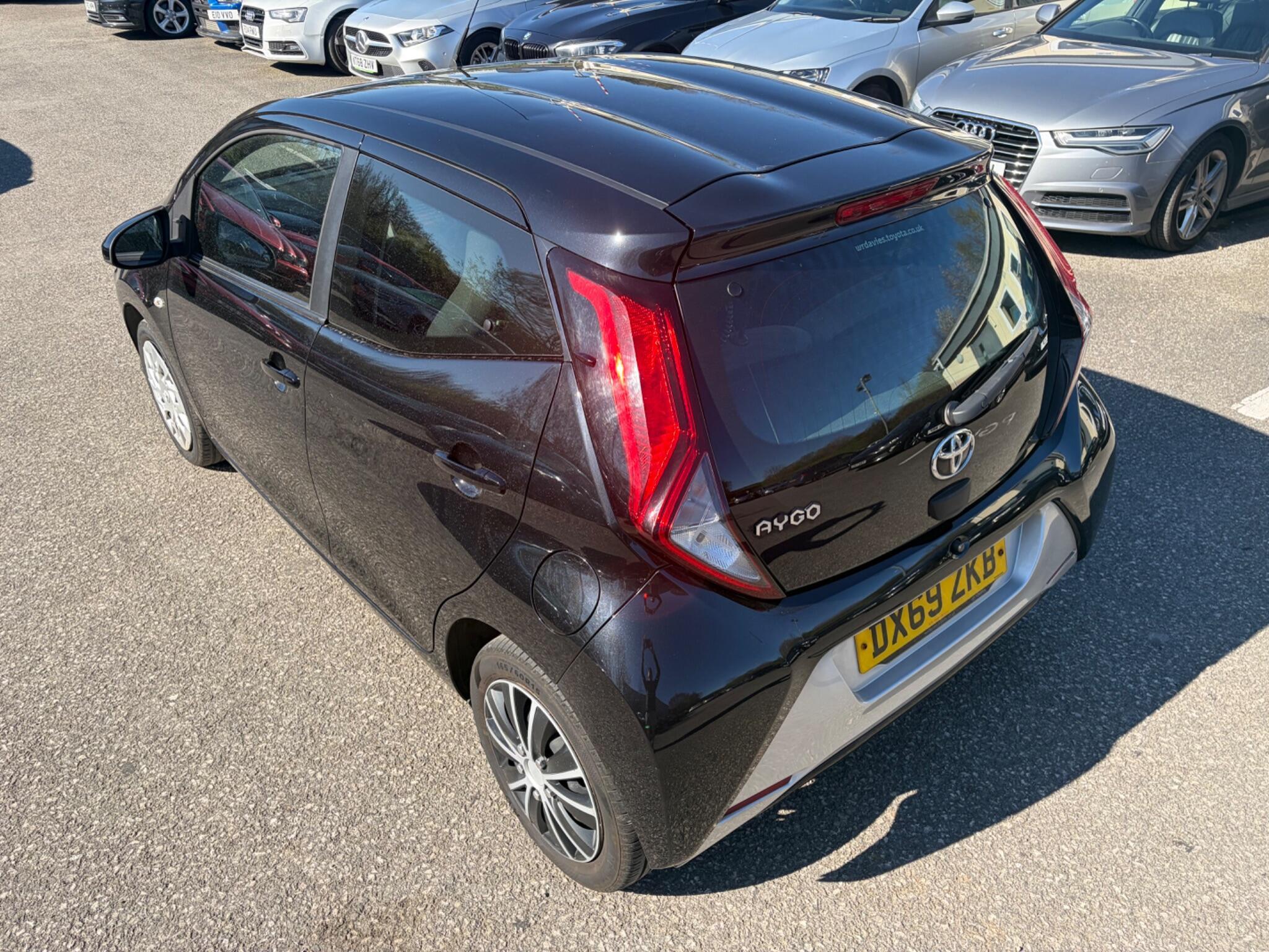 Toyota Aygo - Image 6