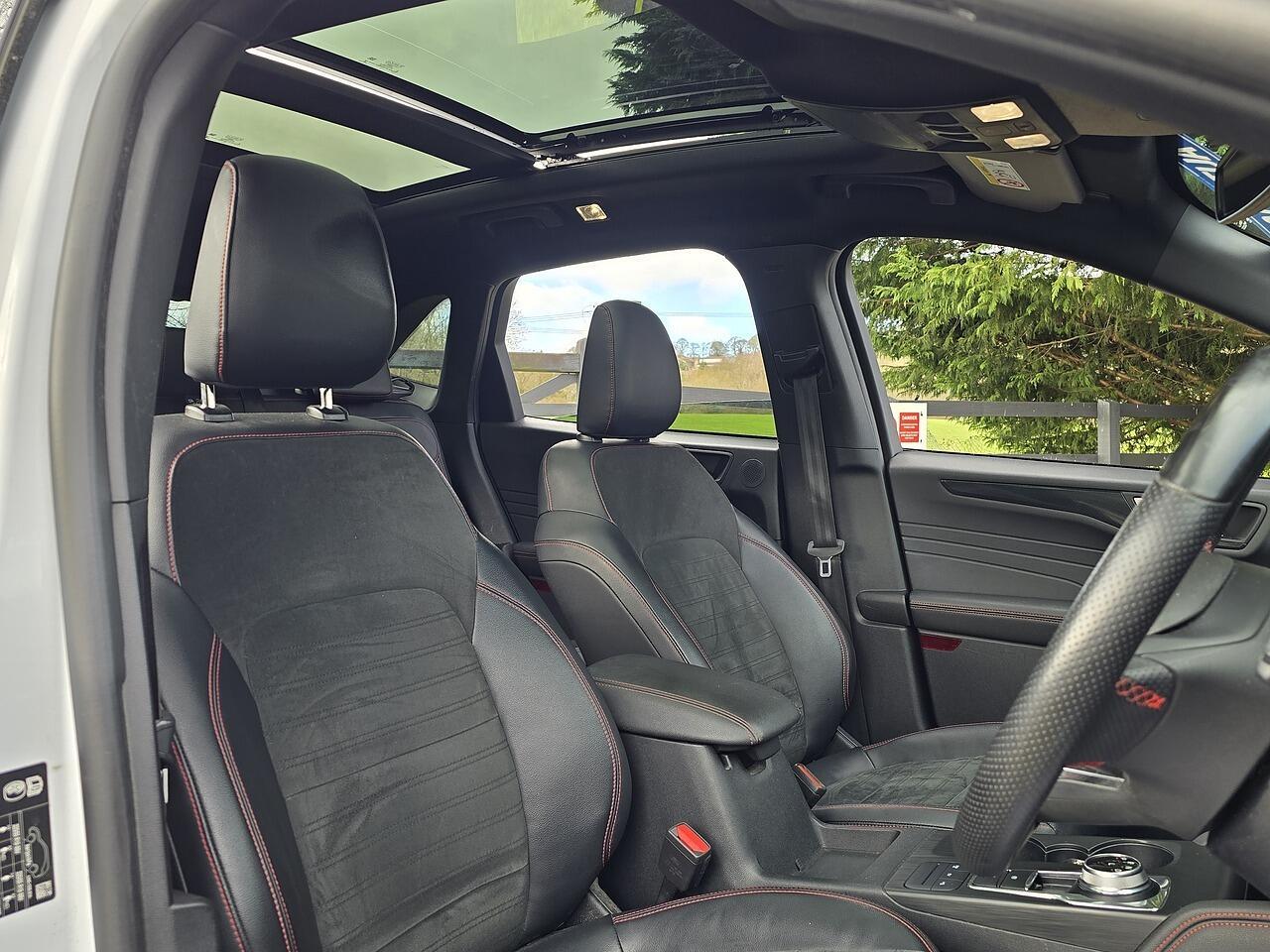 Ford Kuga - Image 24