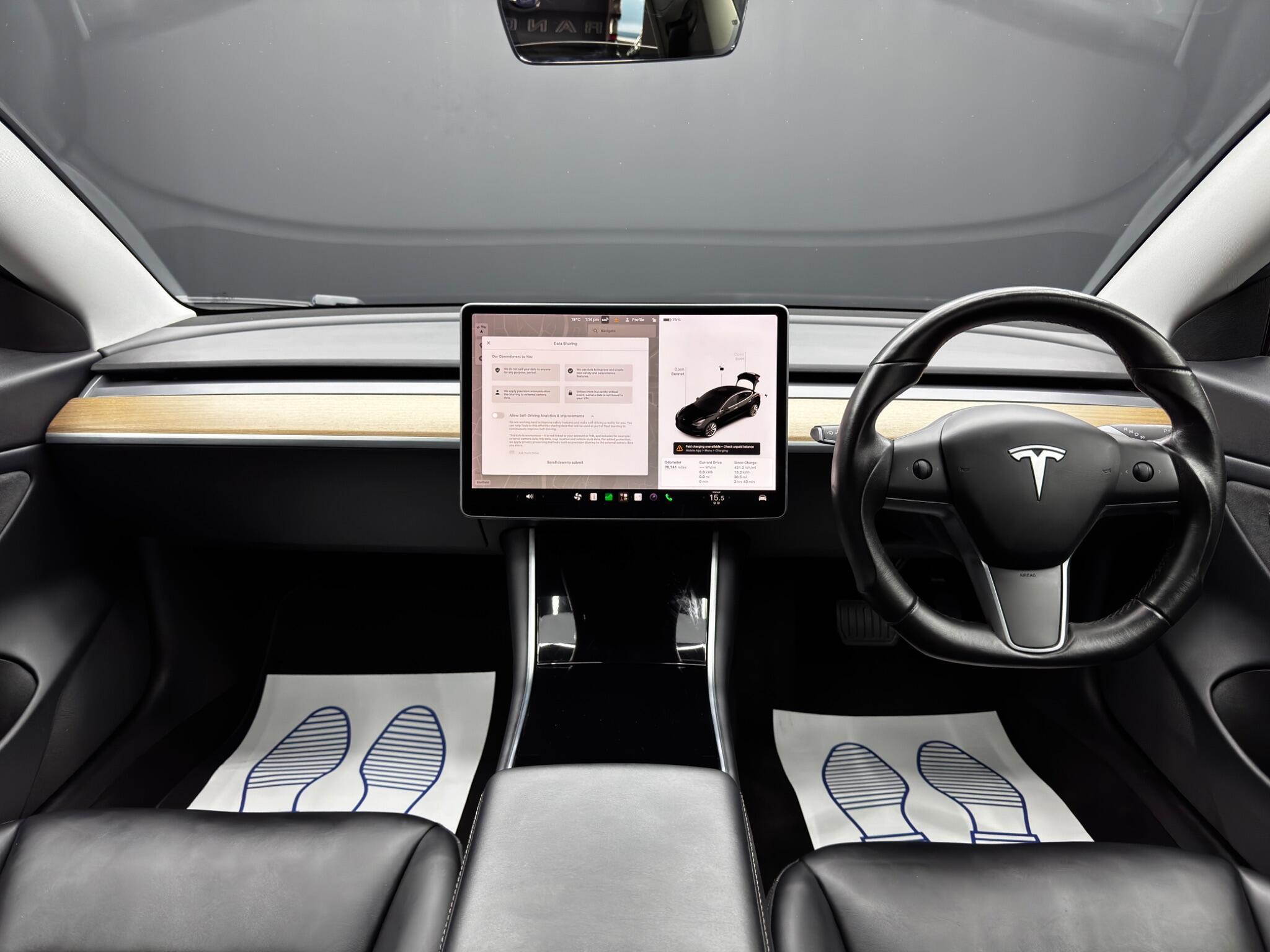 Tesla Model 3 - Image 10
