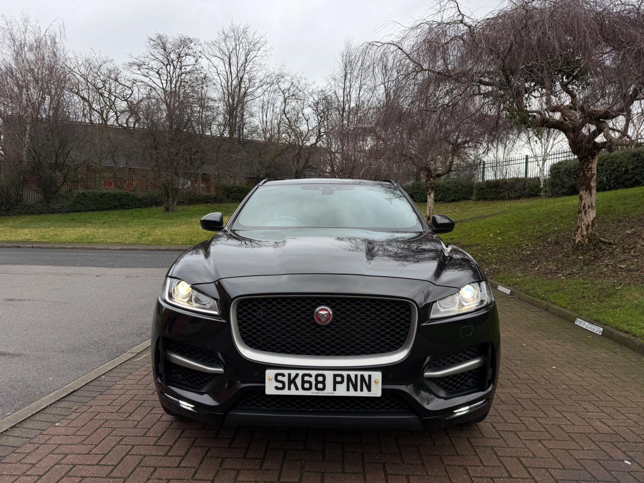 Jaguar F-Pace - Image 9