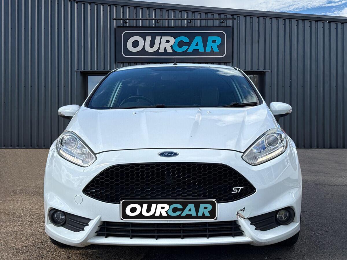 Ford Fiesta - Image 10