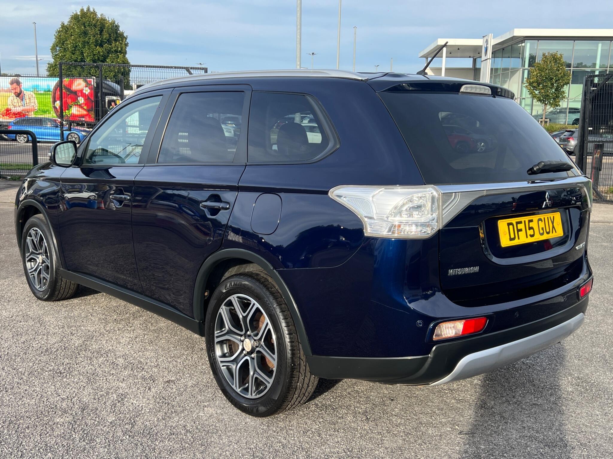 Mitsubishi Outlander - Image 6