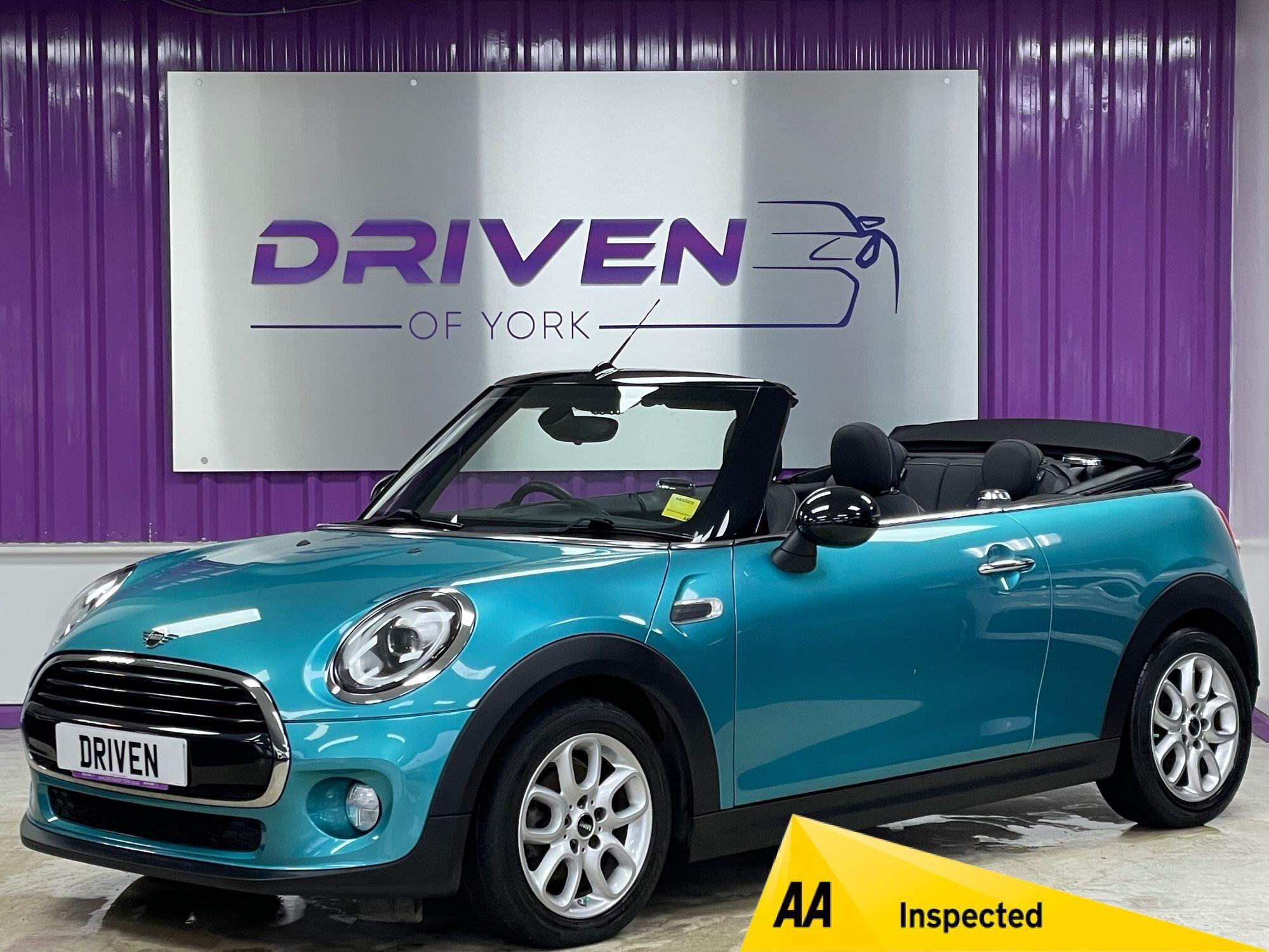 MINI Convertible - Image 2