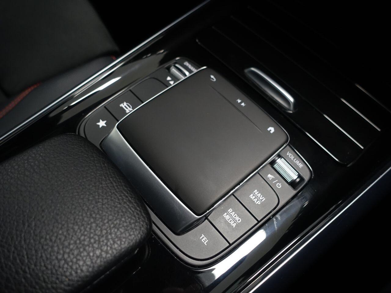 Mercedes-benz GLA - Image 34