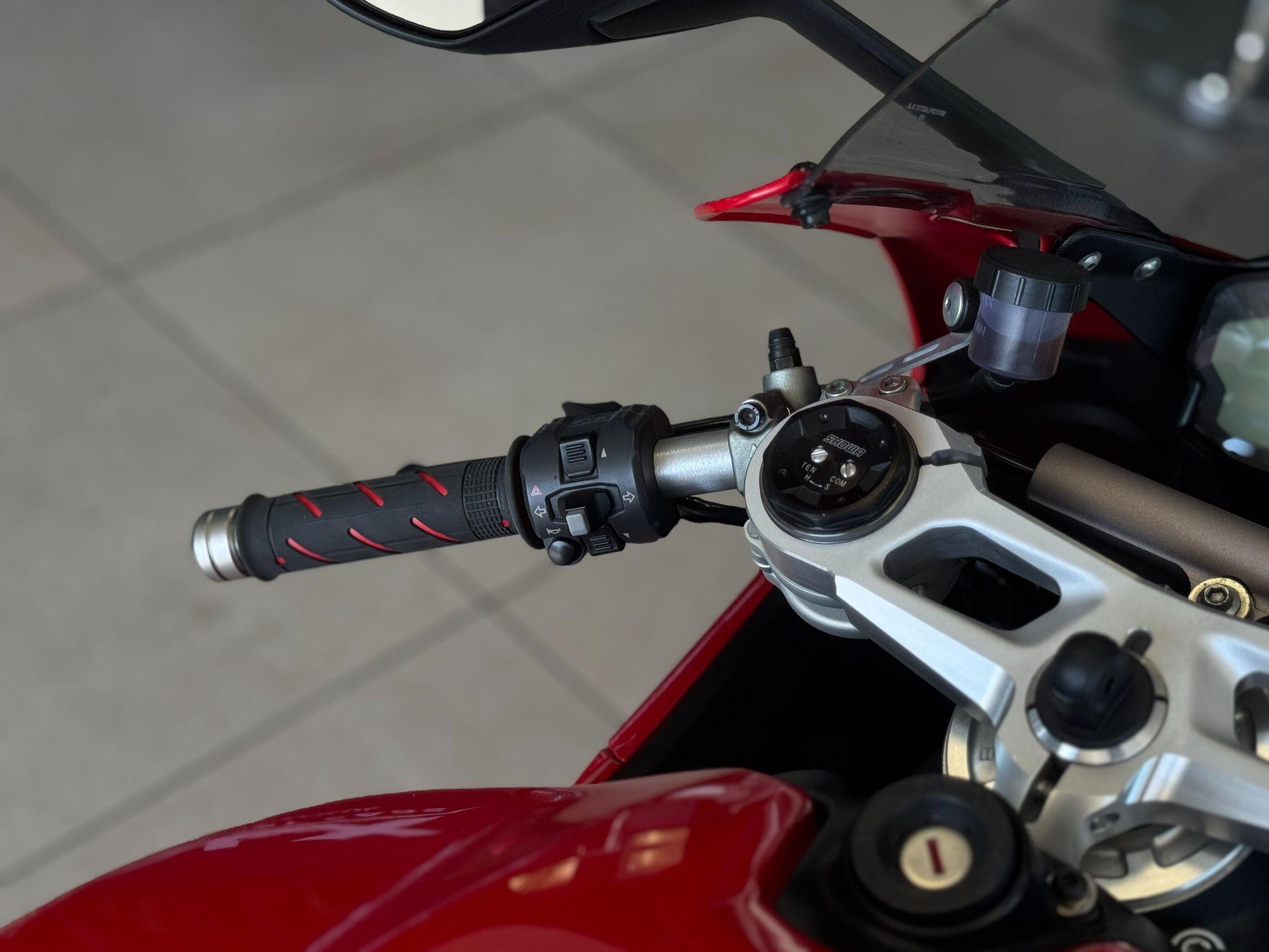 Ducati 899 Panigale - Image 18