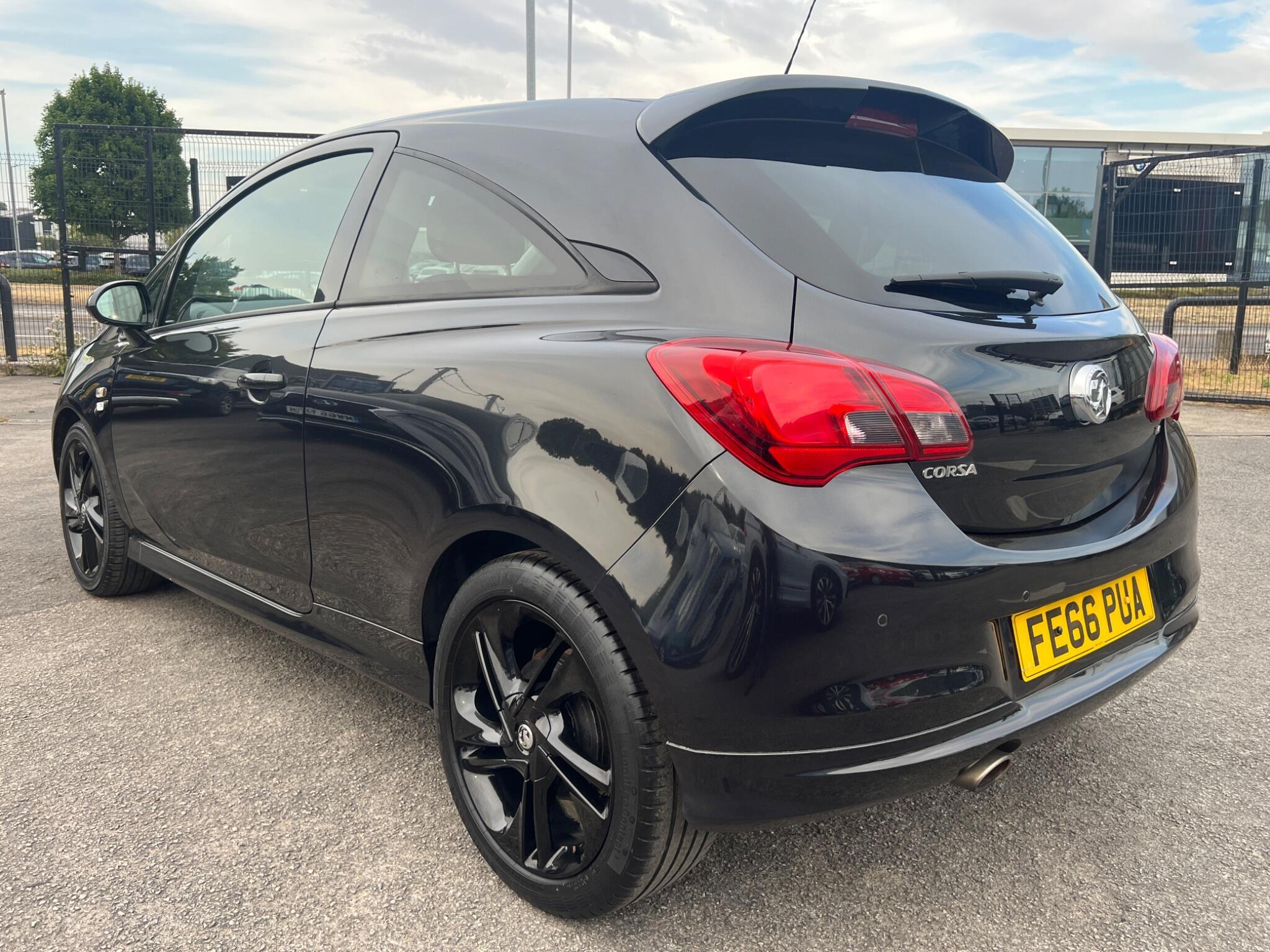Vauxhall Corsa - Image 7