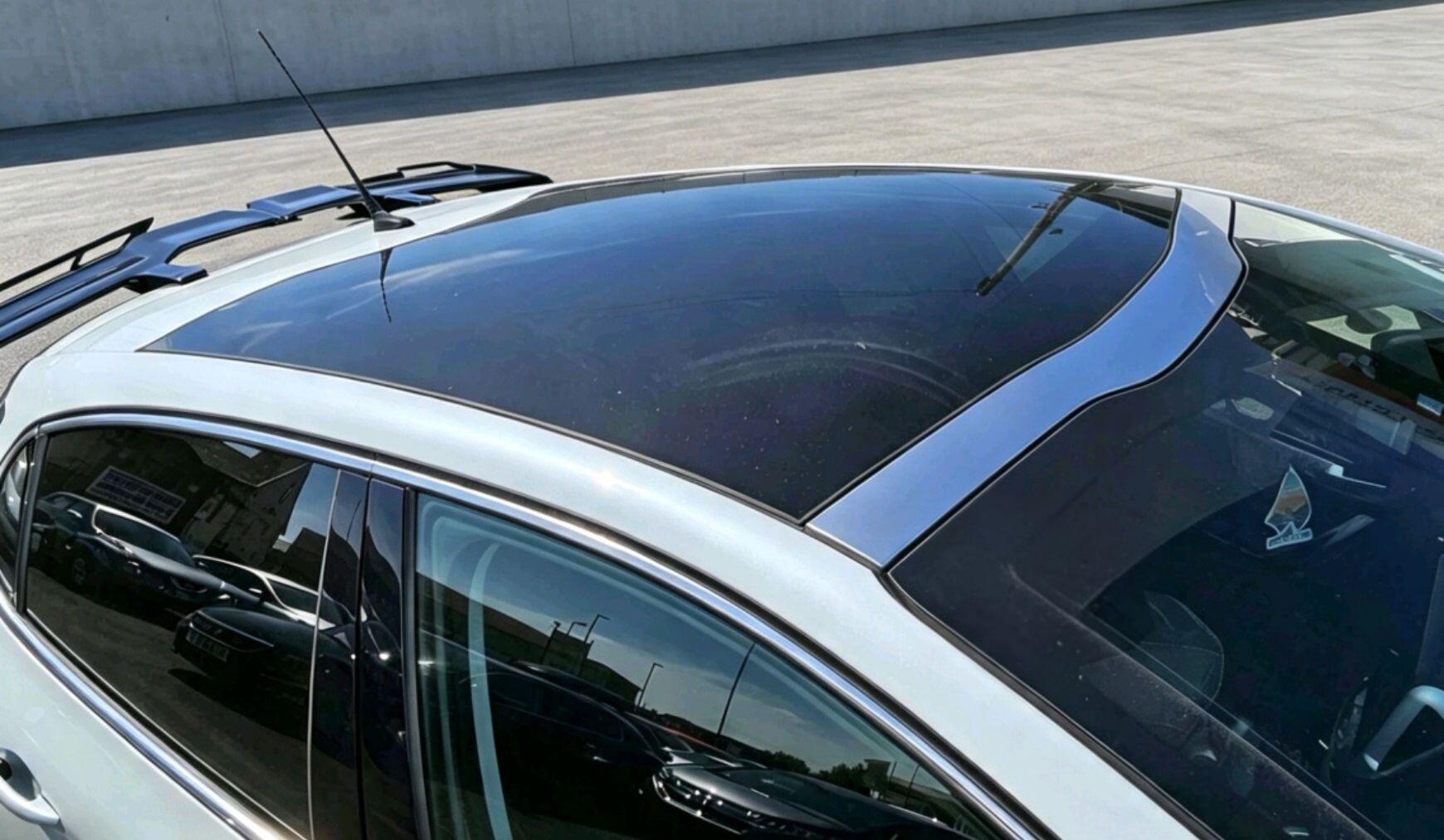 Peugeot 208 - Image 9