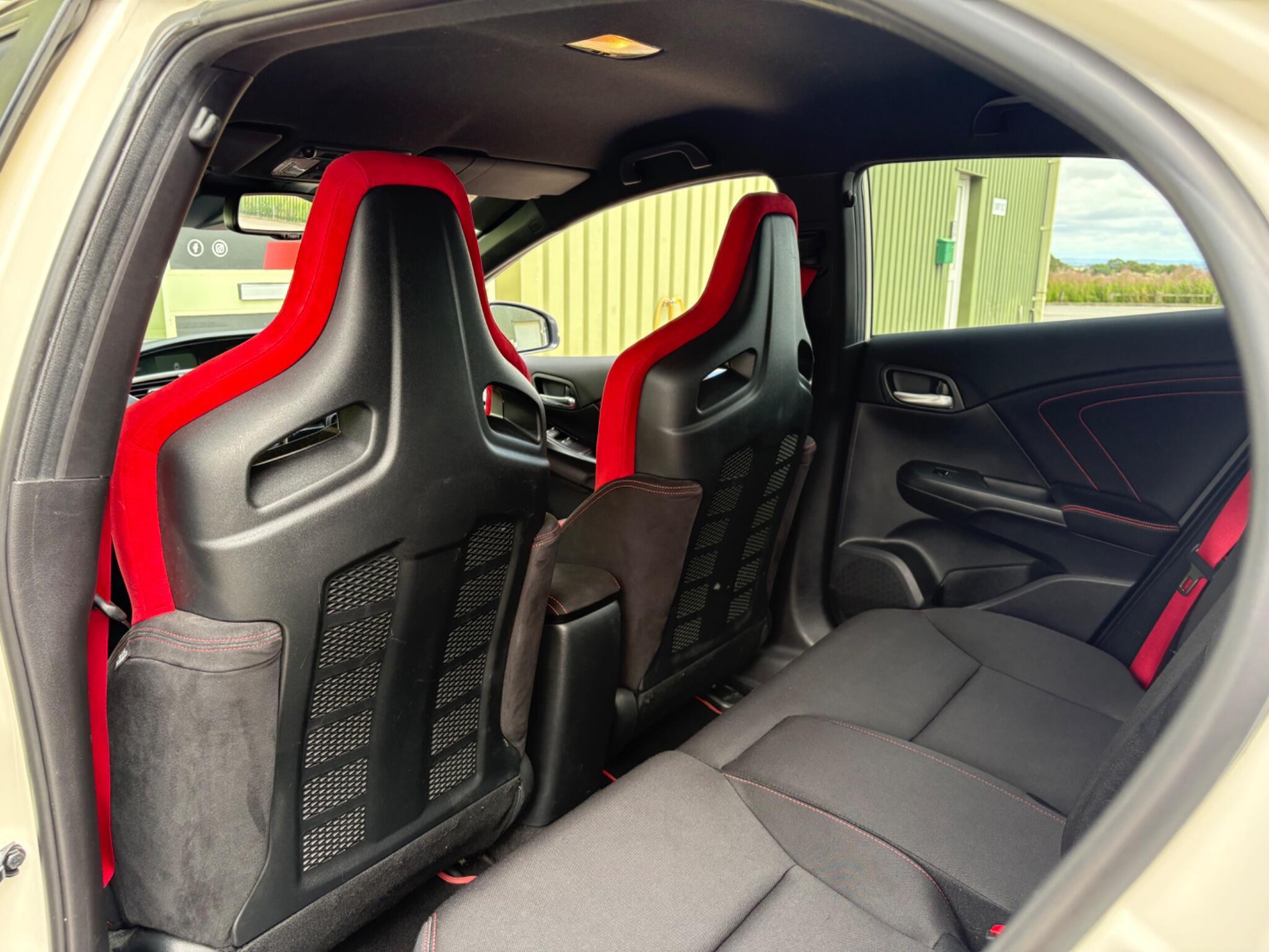 Honda Civic - Image 19