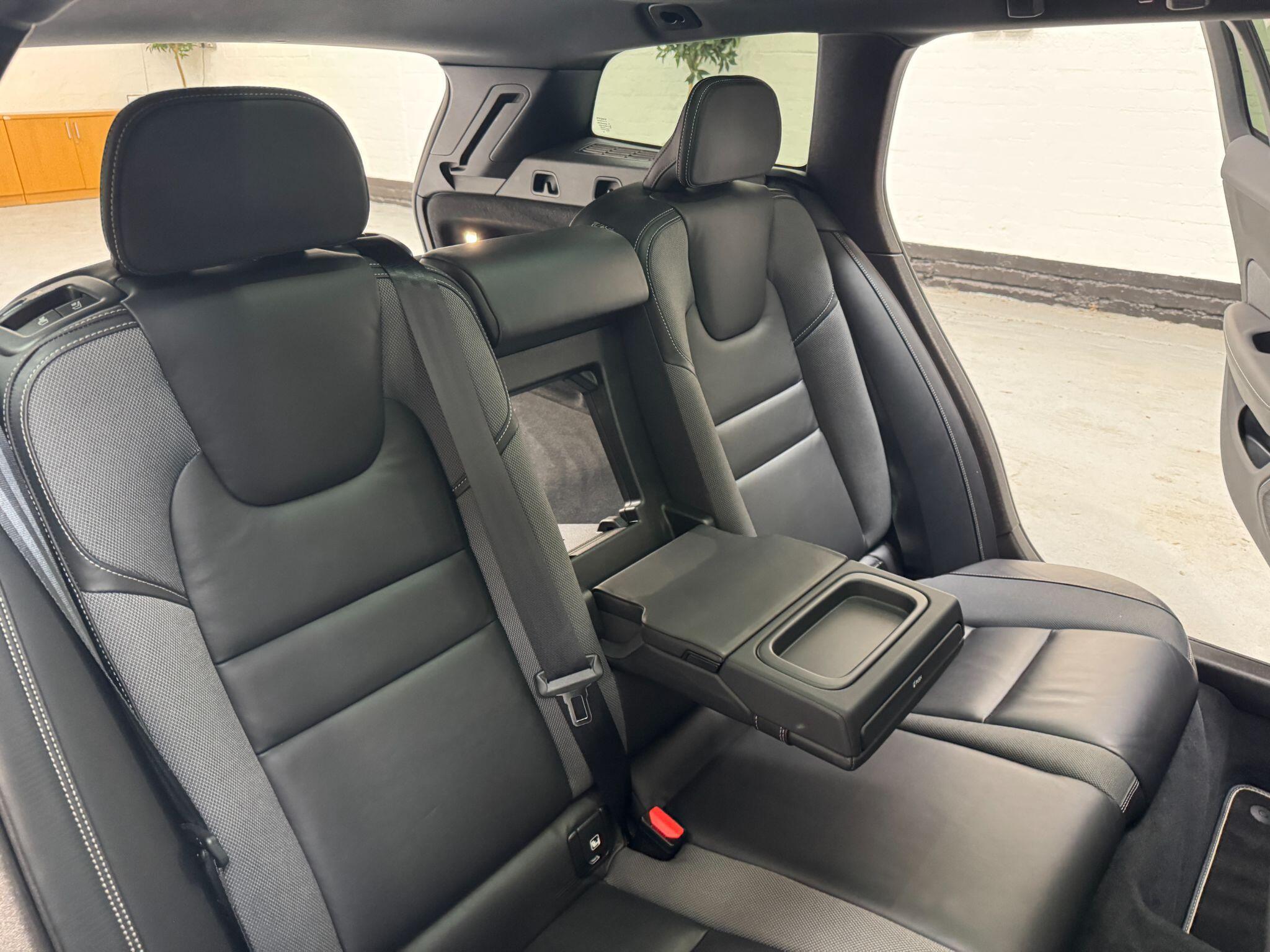 Volvo V60 - Image 22