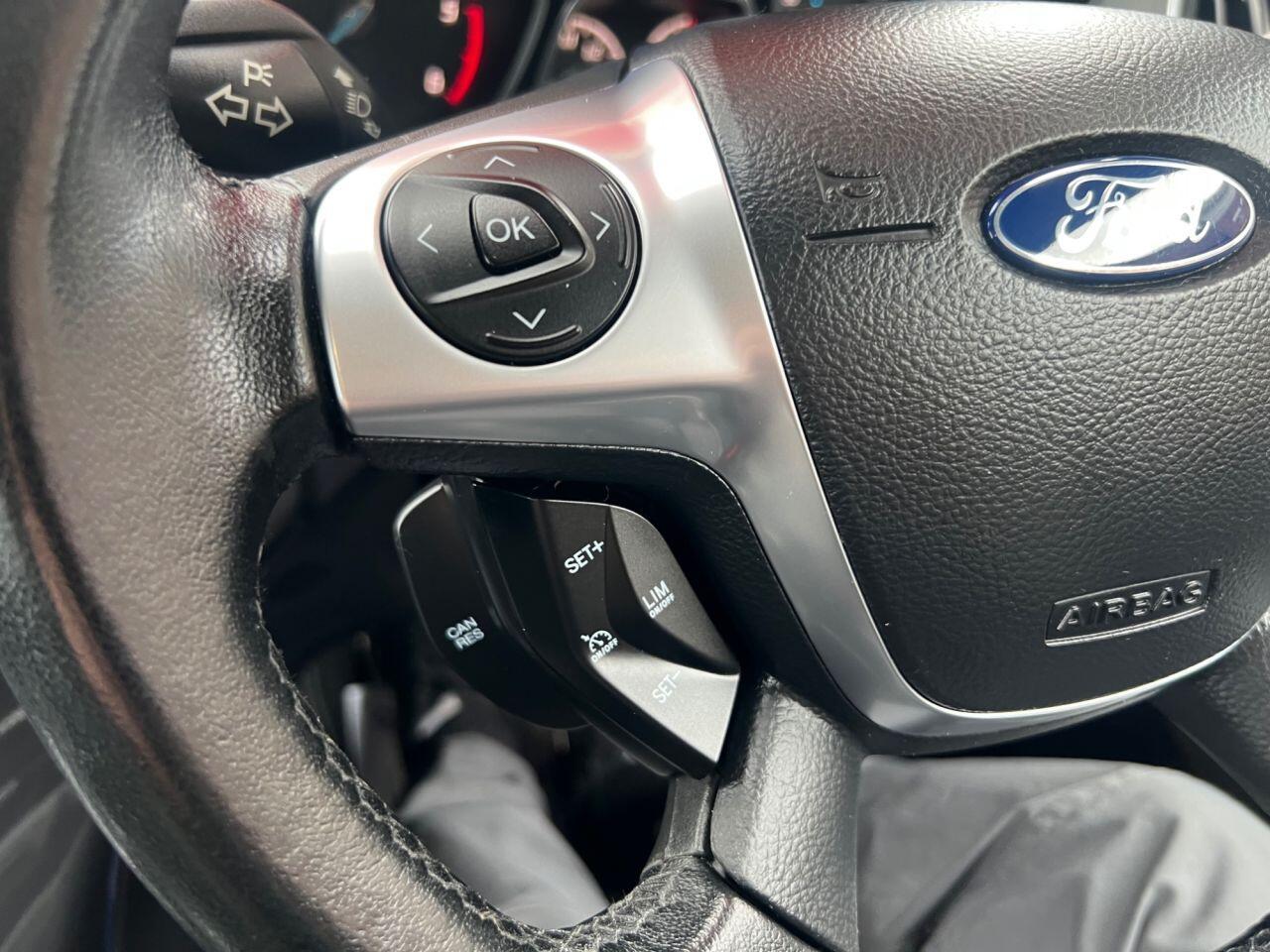 Ford Kuga - Image 36