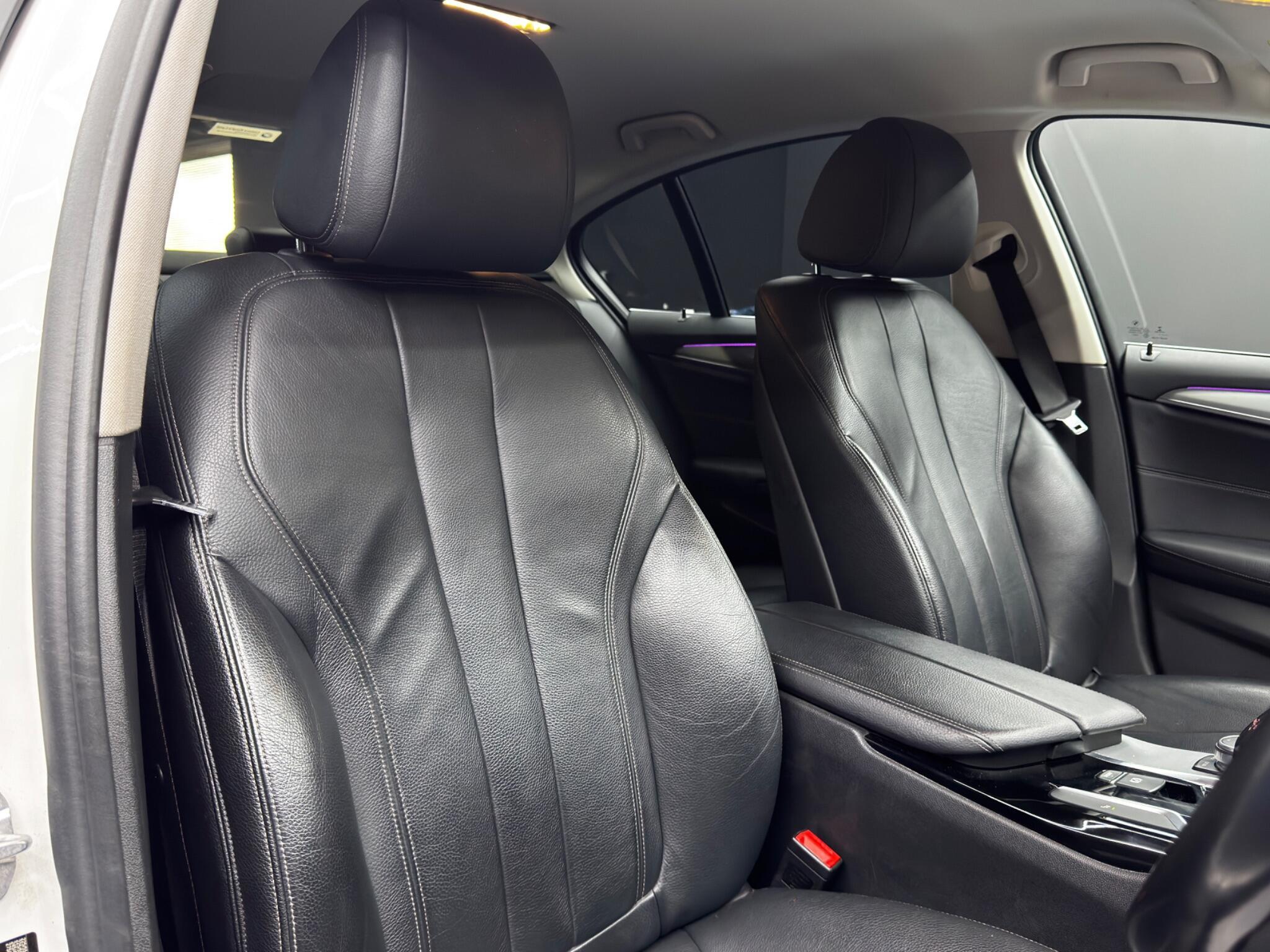 BMW 5 Series - Image 12