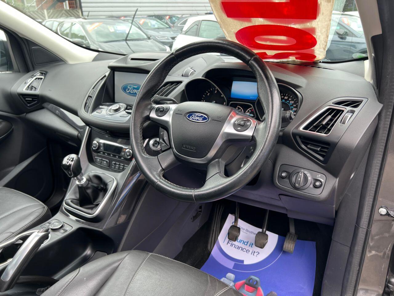 Ford Kuga - Image 15