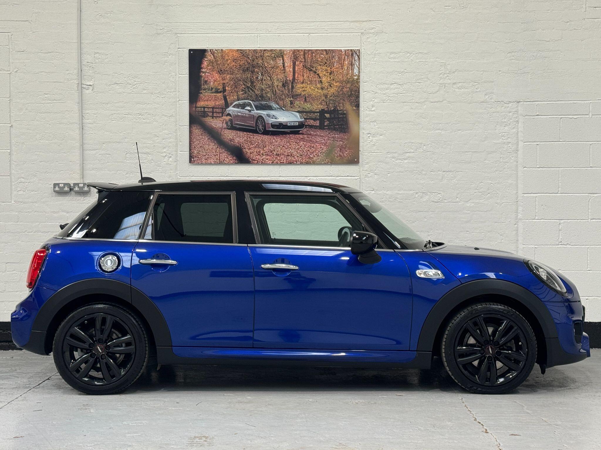 MINI Hatch - Image 8