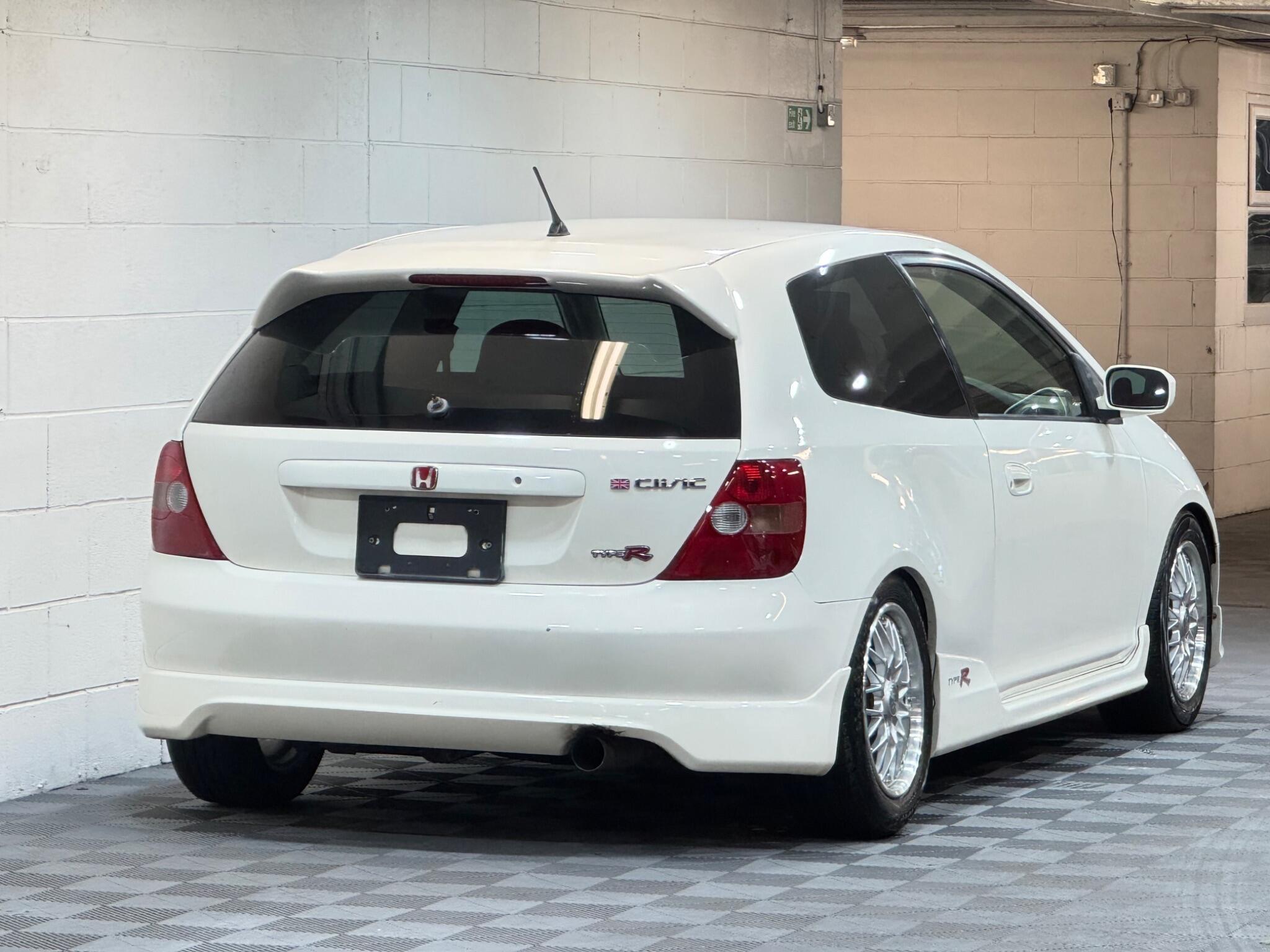 Honda Civic - Image 4