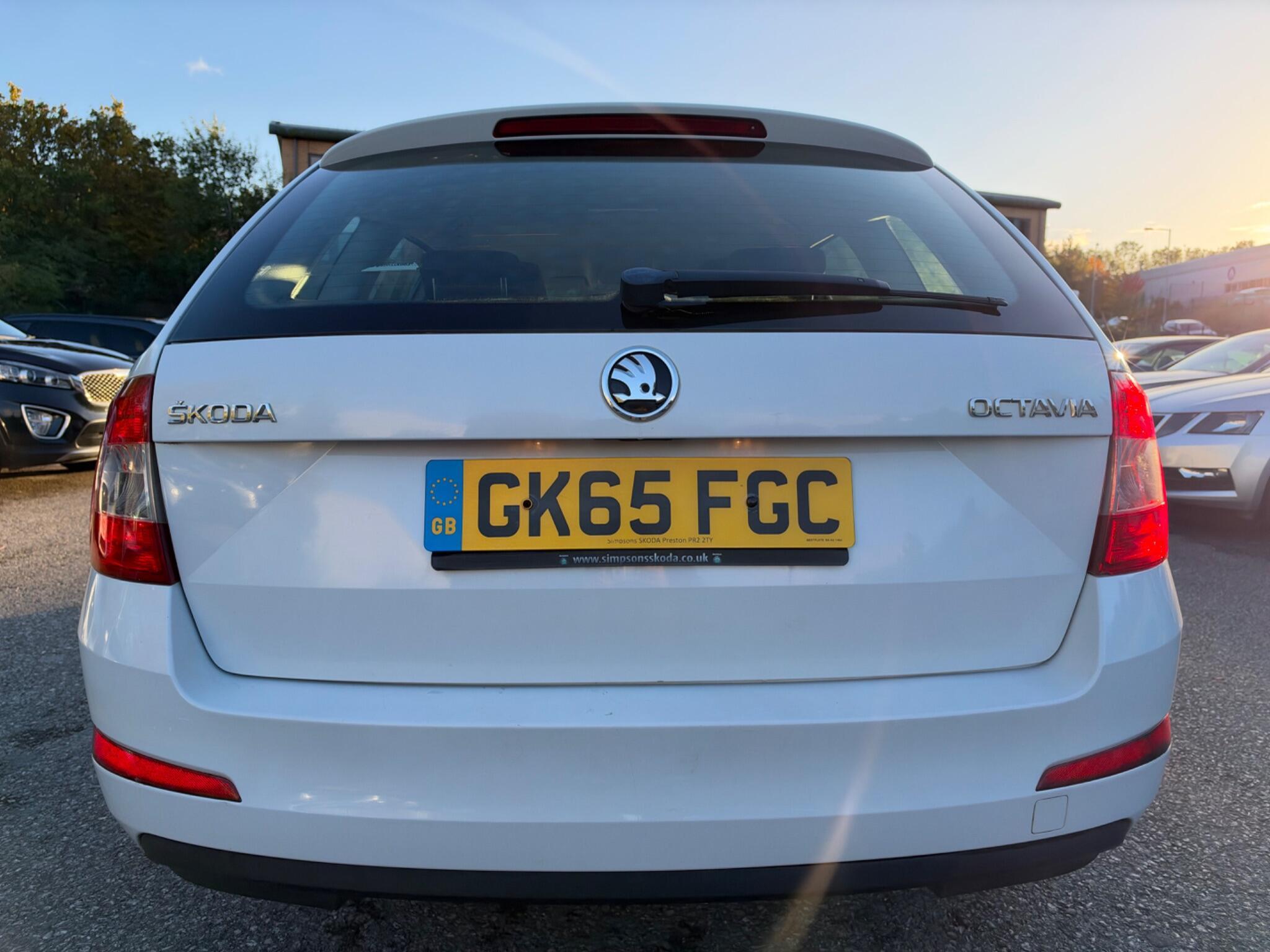 Skoda Octavia - Image 11