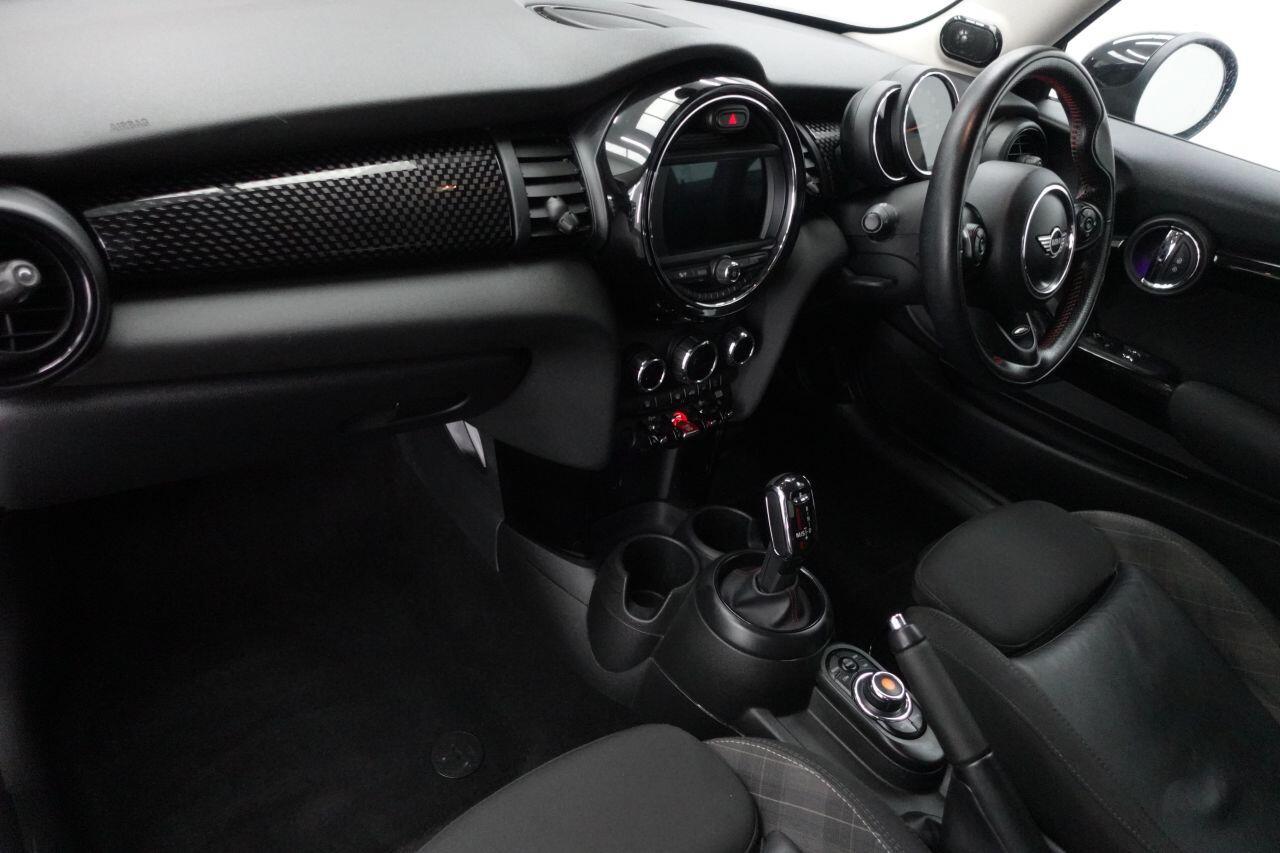 MINI Hatch - Image 18