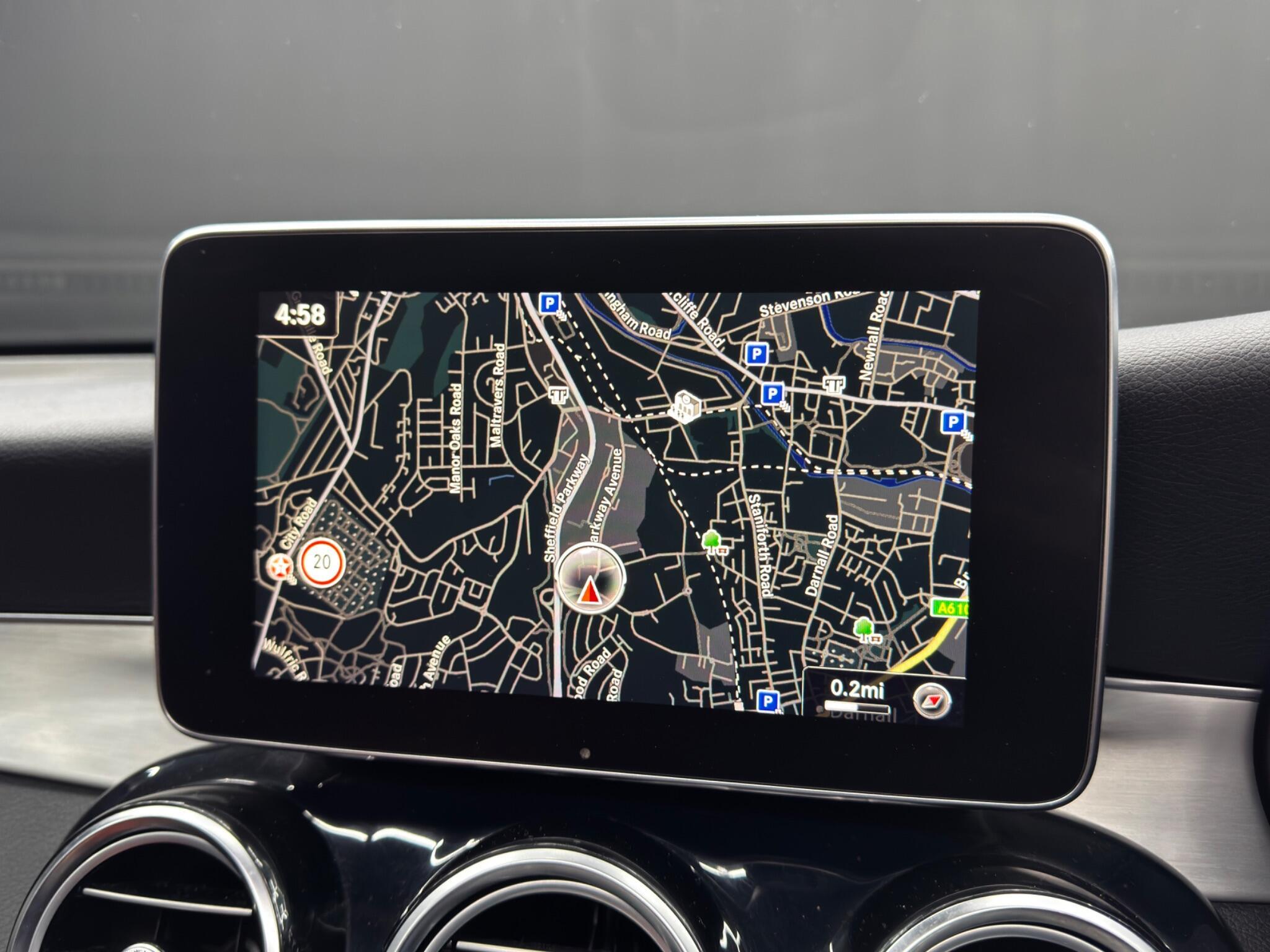 Mercedes GLC - Image 26