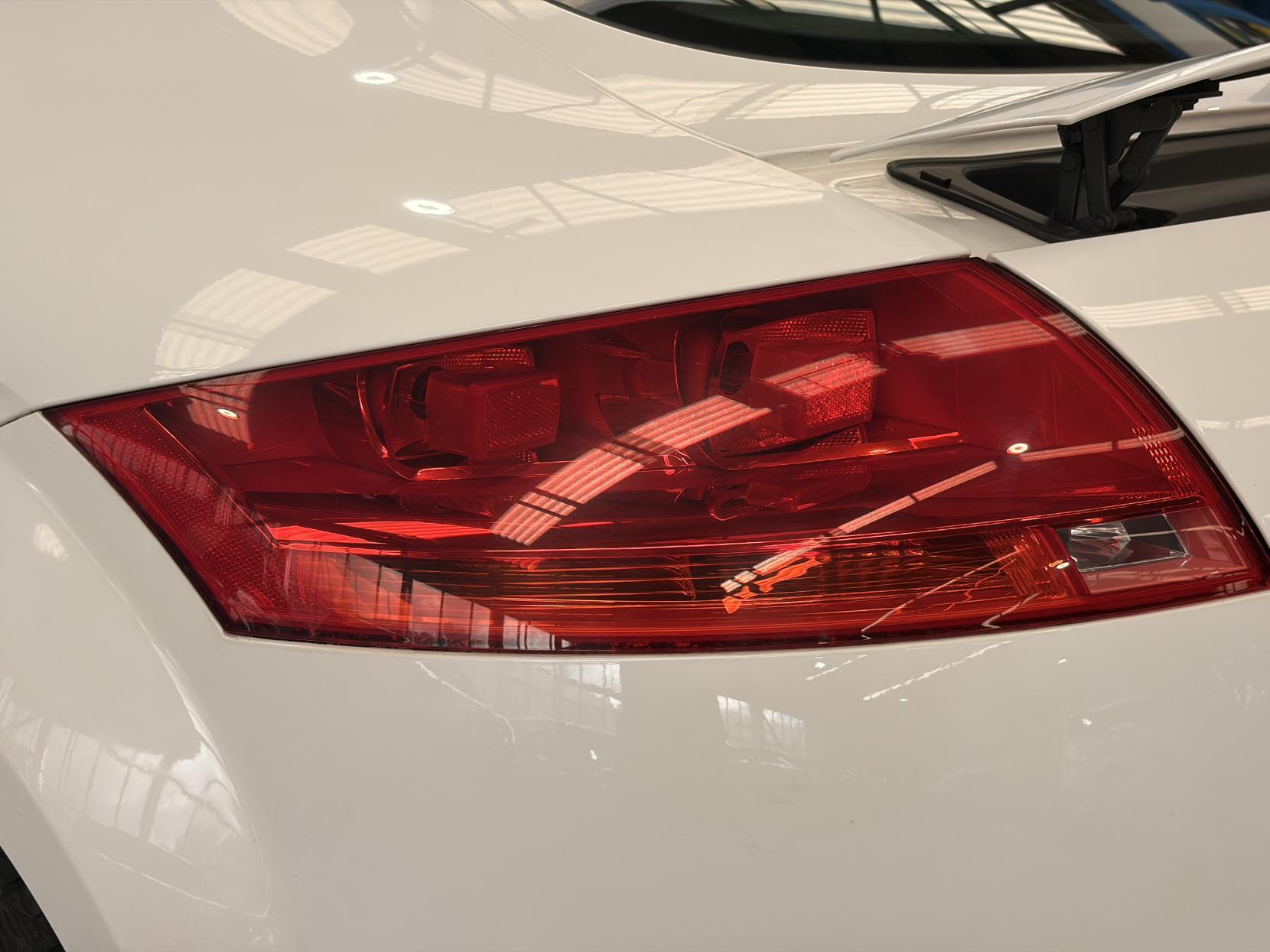 Audi TT - Image 11