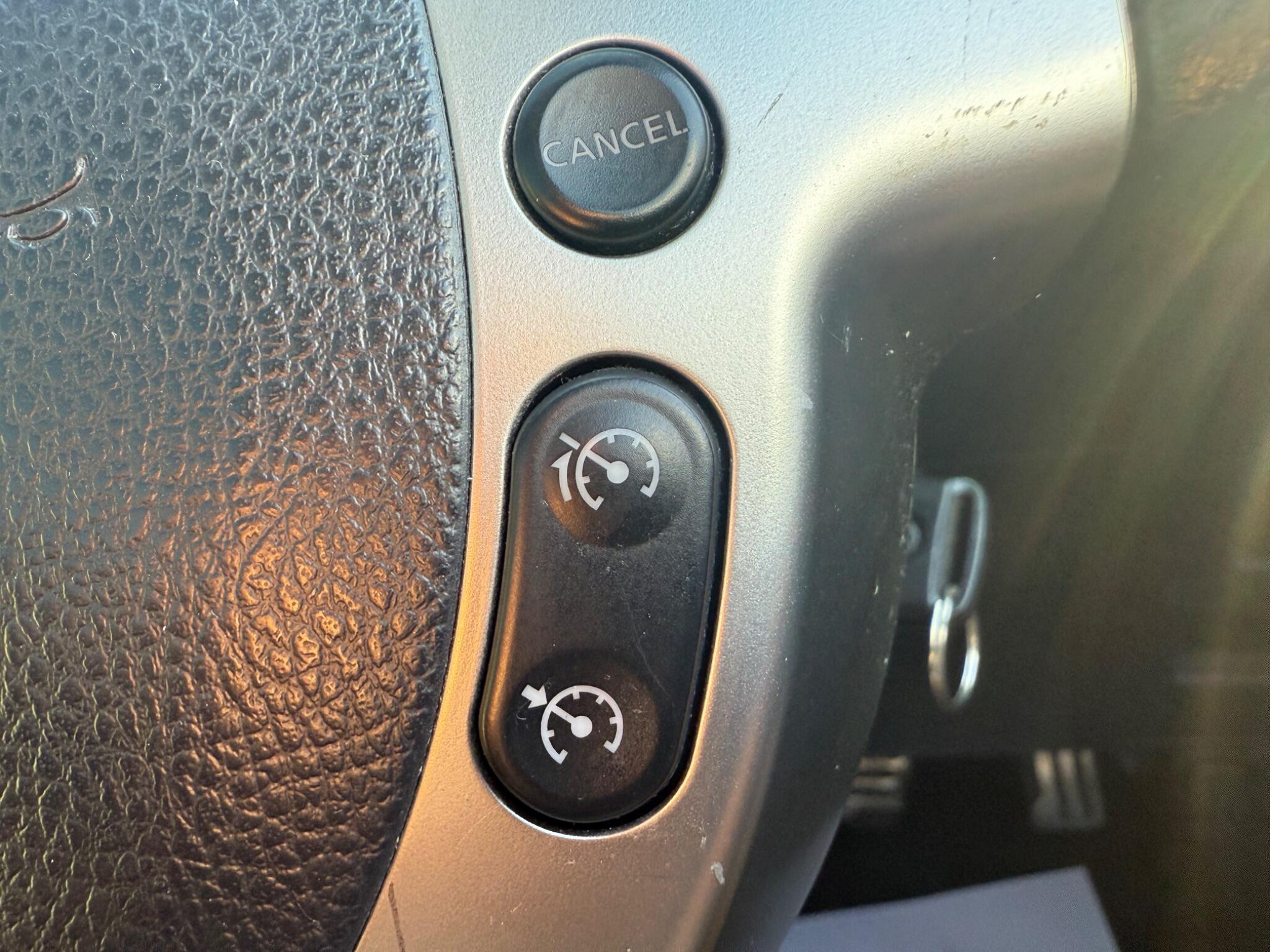 Nissan Qashqai - Image 32