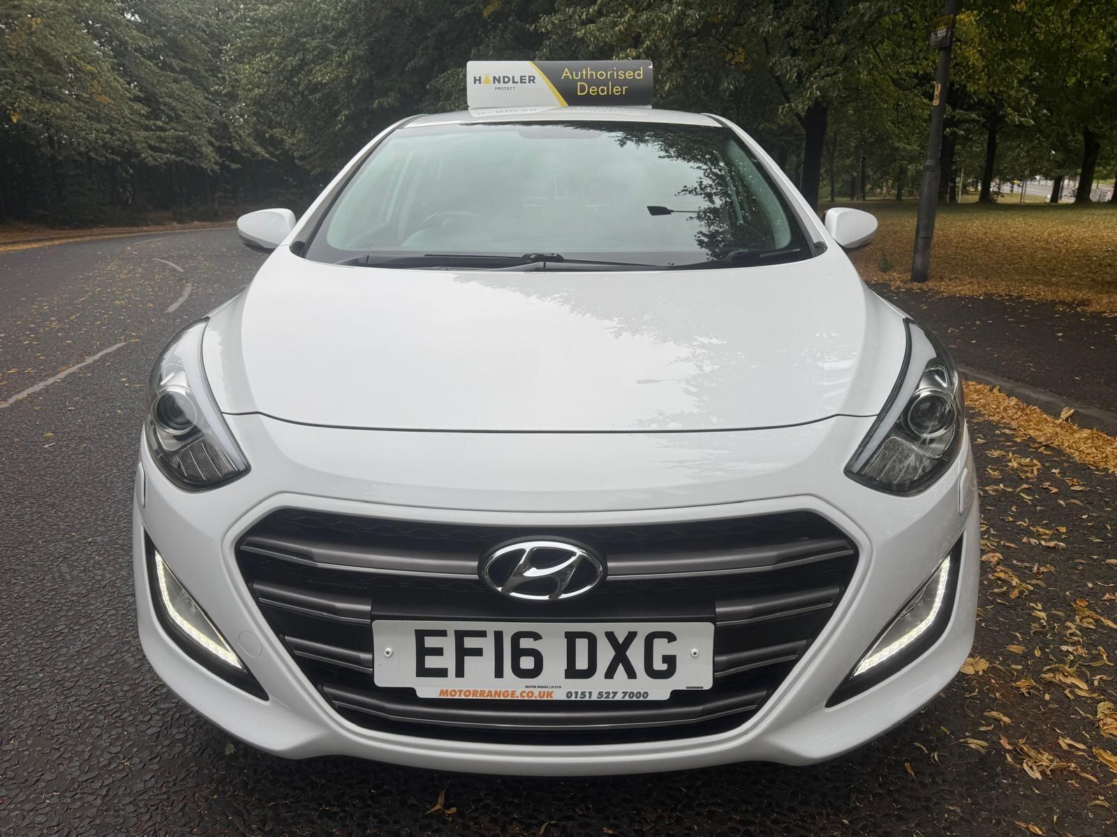 Hyundai i30 - Image 2