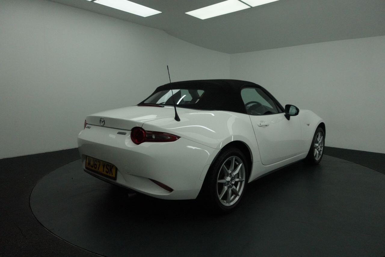 Mazda MX-5 - Image 12