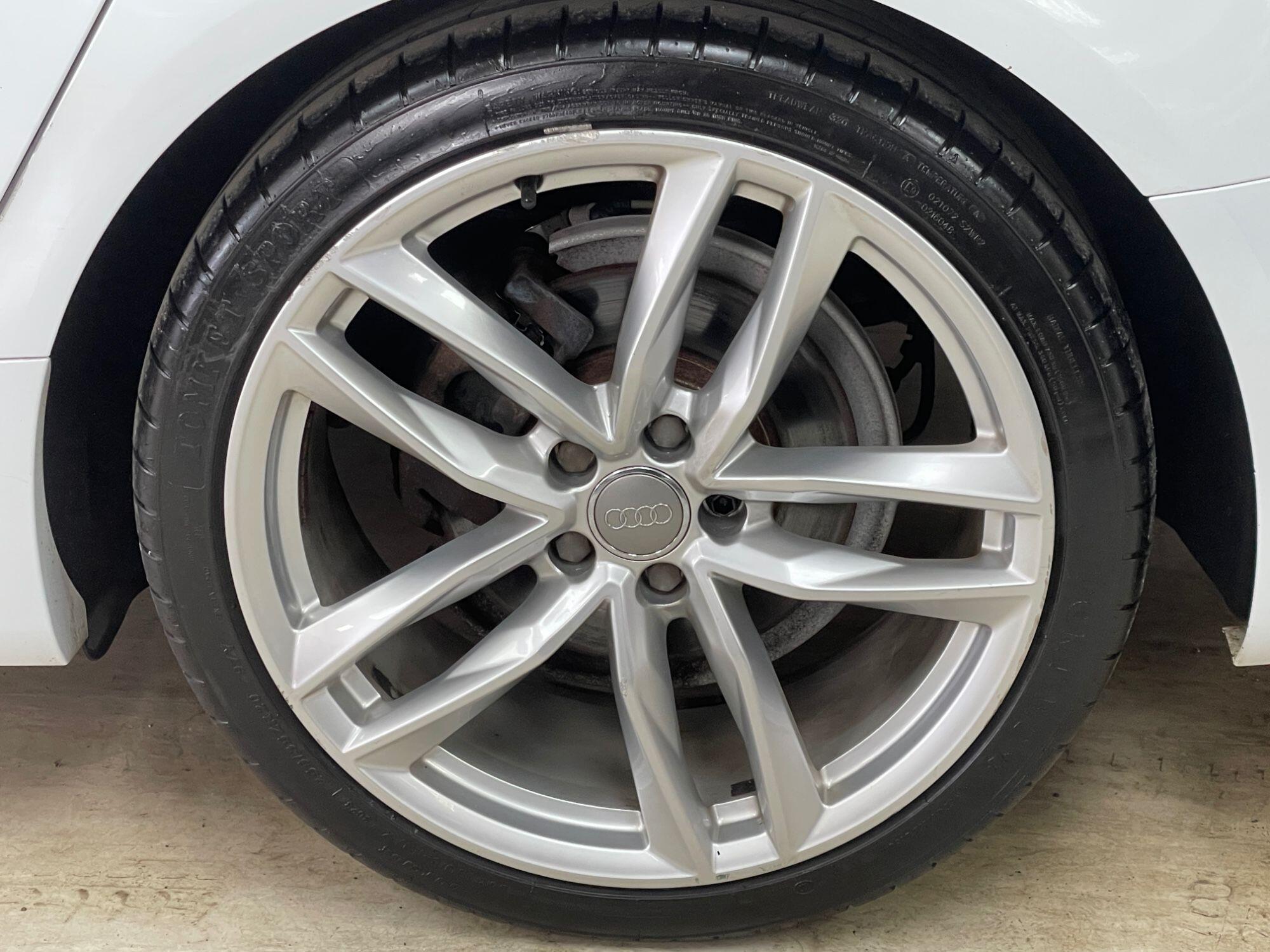 Audi A6 Avant - Image 16