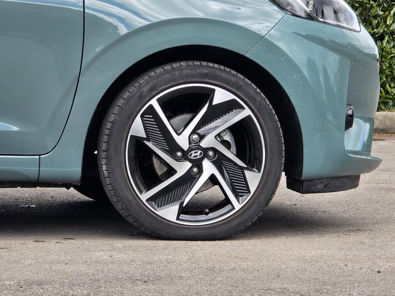 Hyundai i10 - Image 22