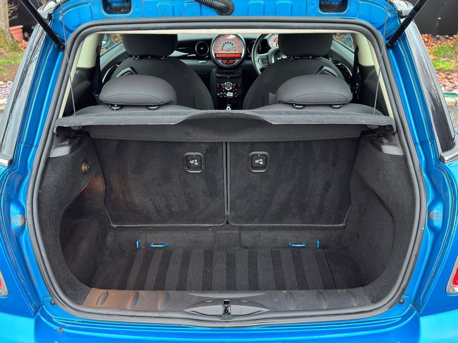 MINI Hatch - Image 31