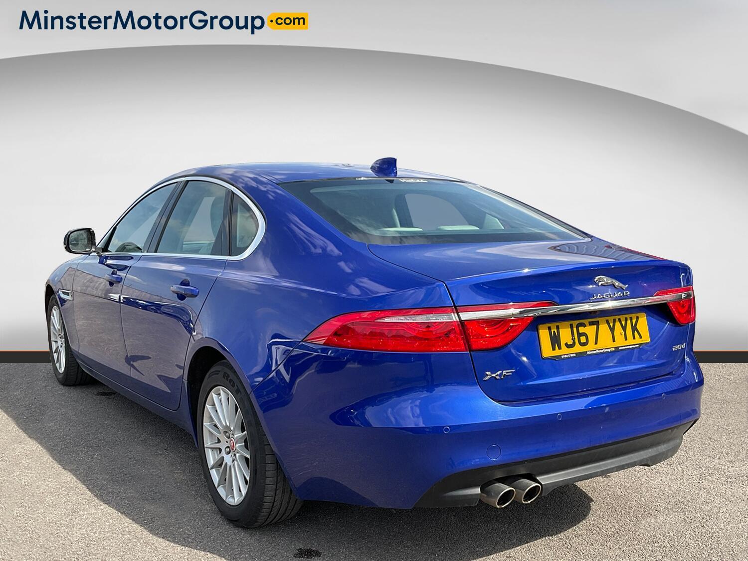 Jaguar XF - Image 4