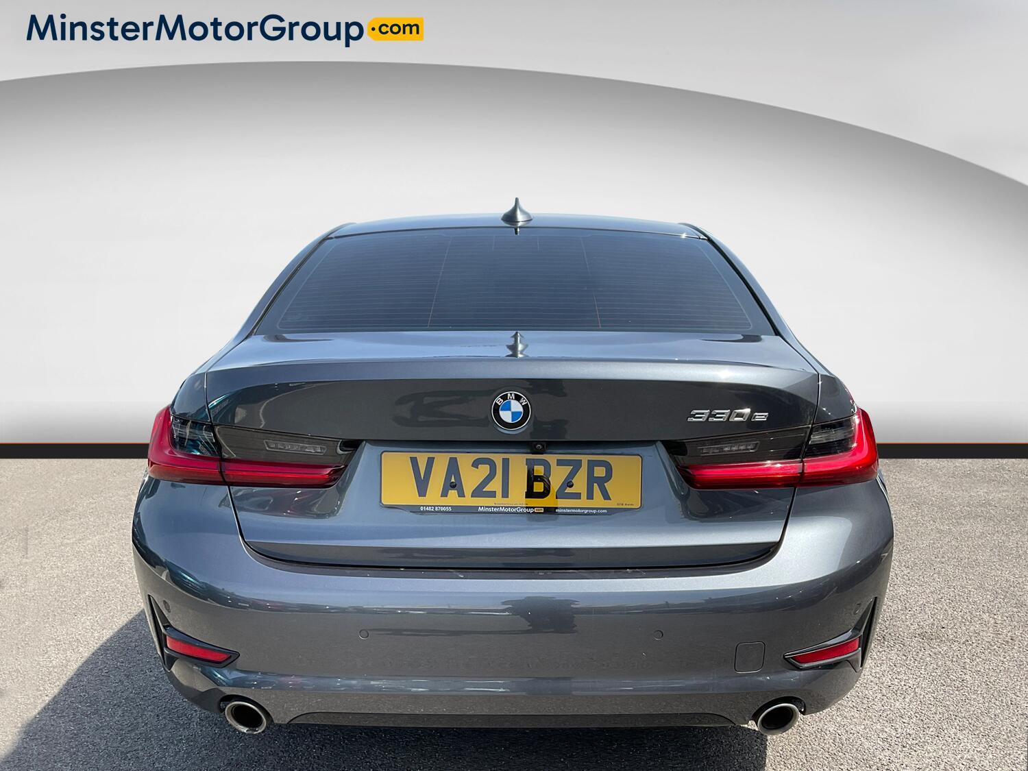 BMW 3 Series - Image 3